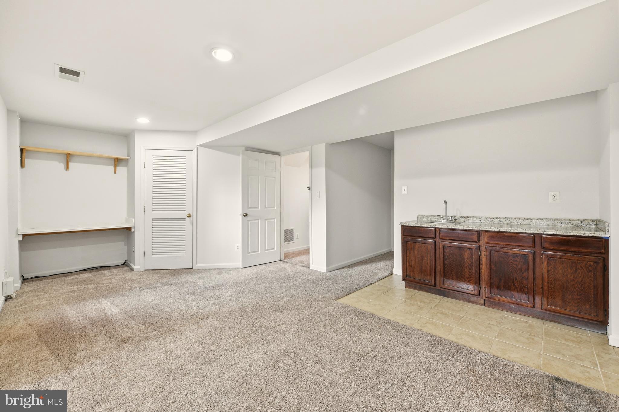 SOMERSET - Residential