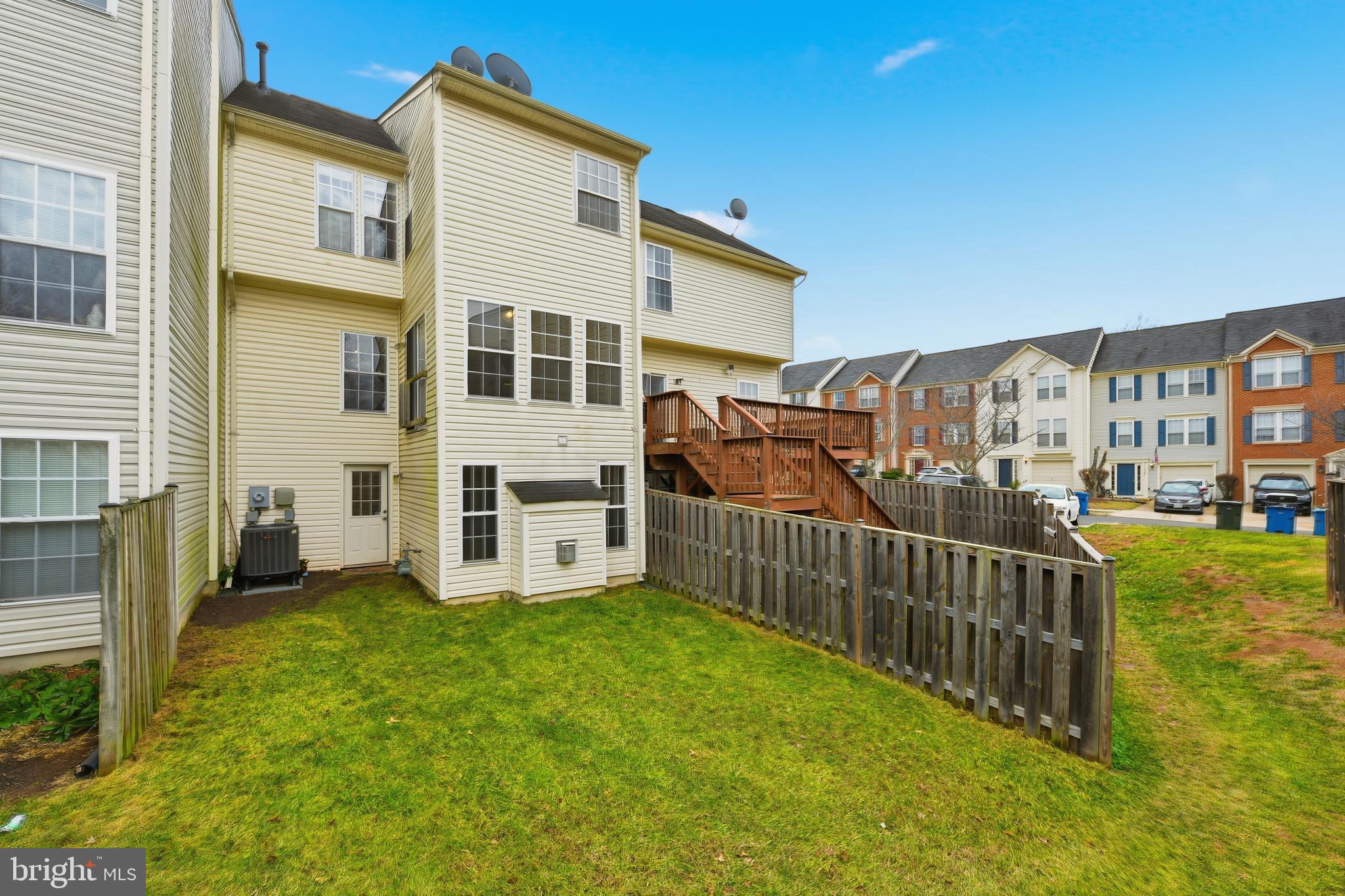 SOMERSET - Residential