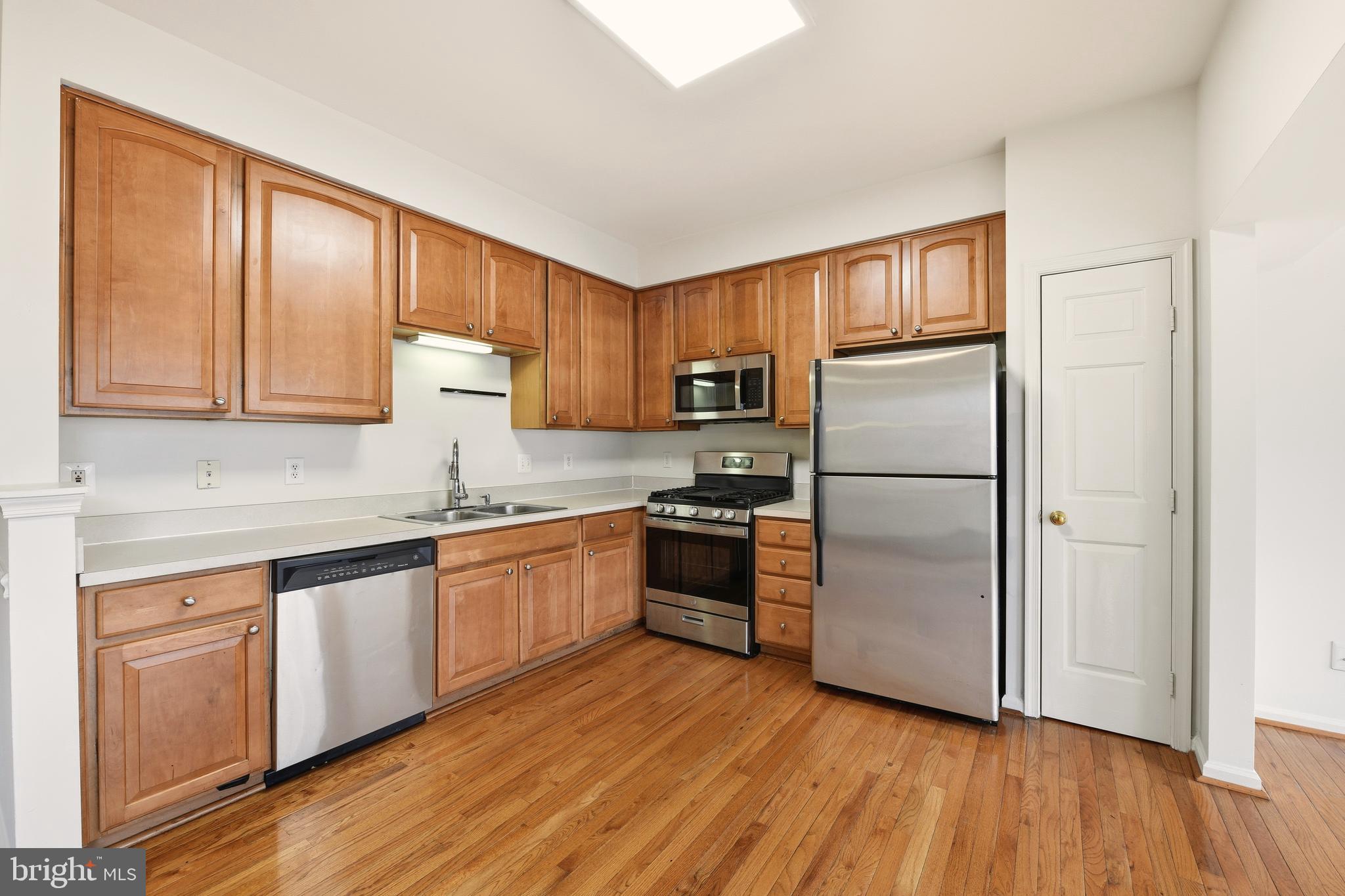 SOMERSET - Residential