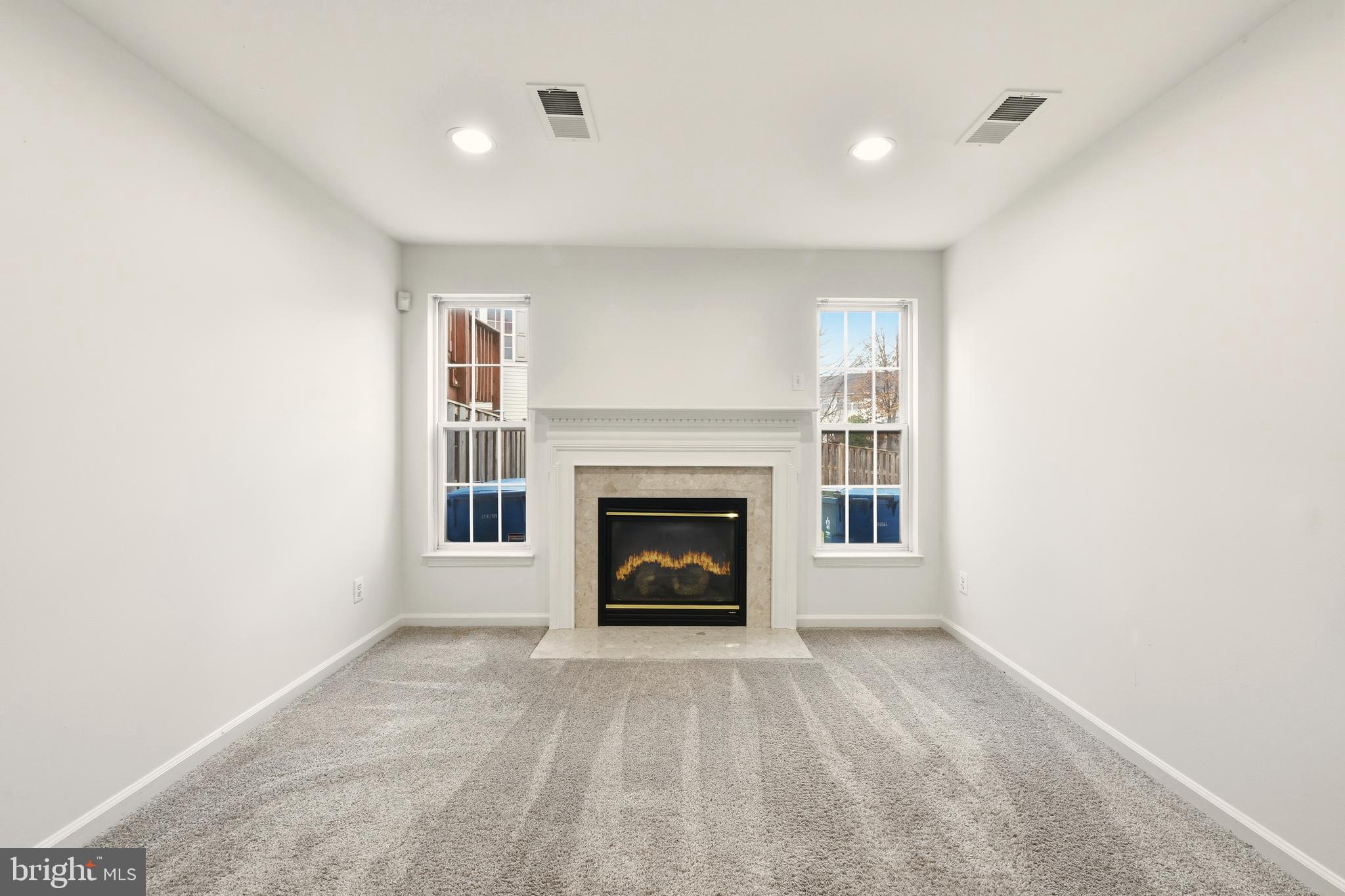 SOMERSET - Residential