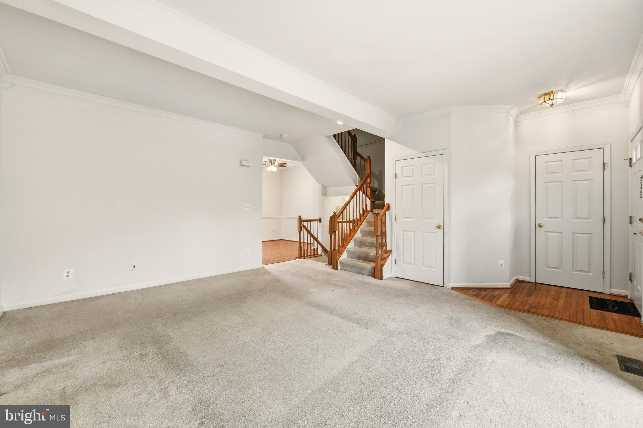 SOMERSET - Residential