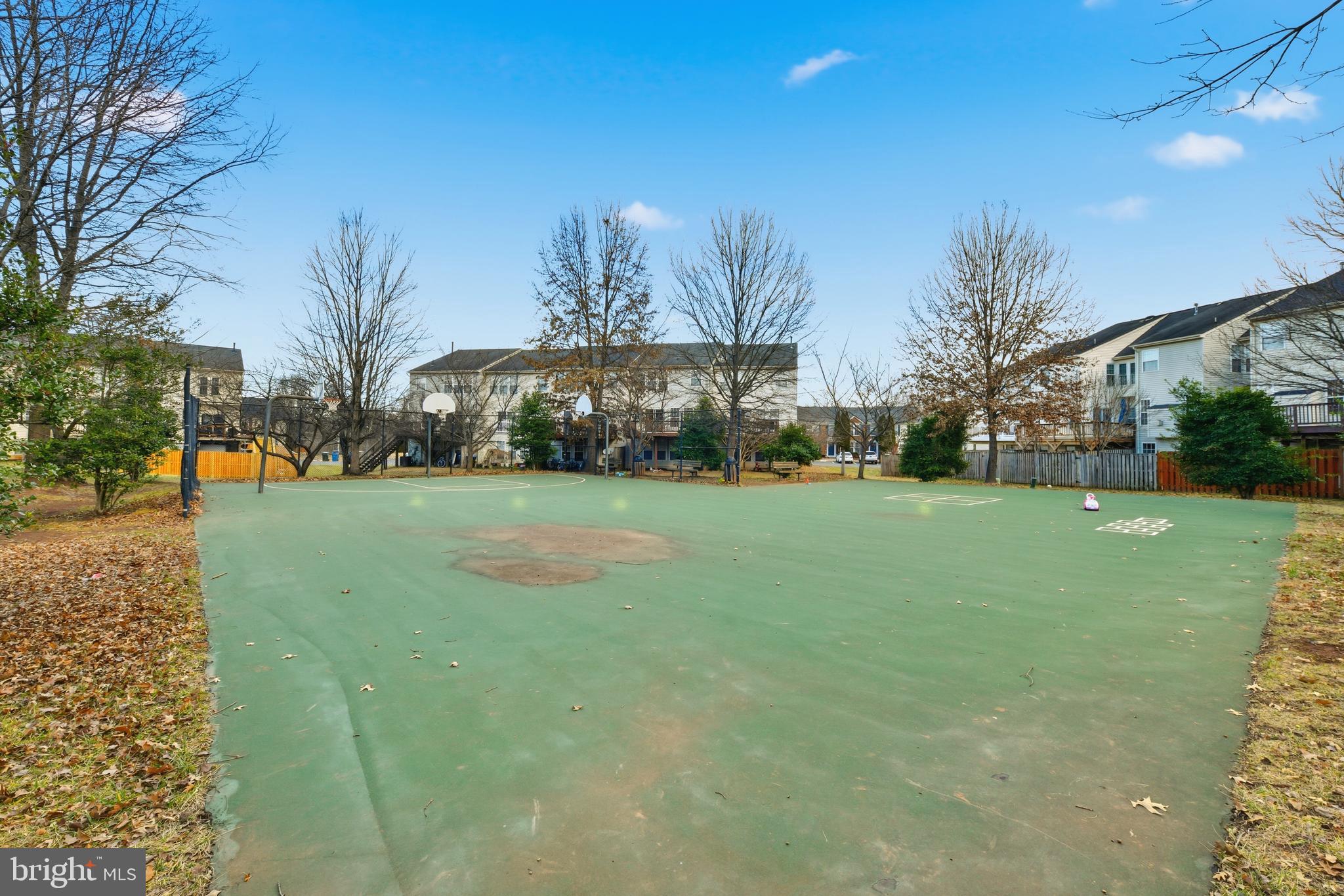 SOMERSET - Residential