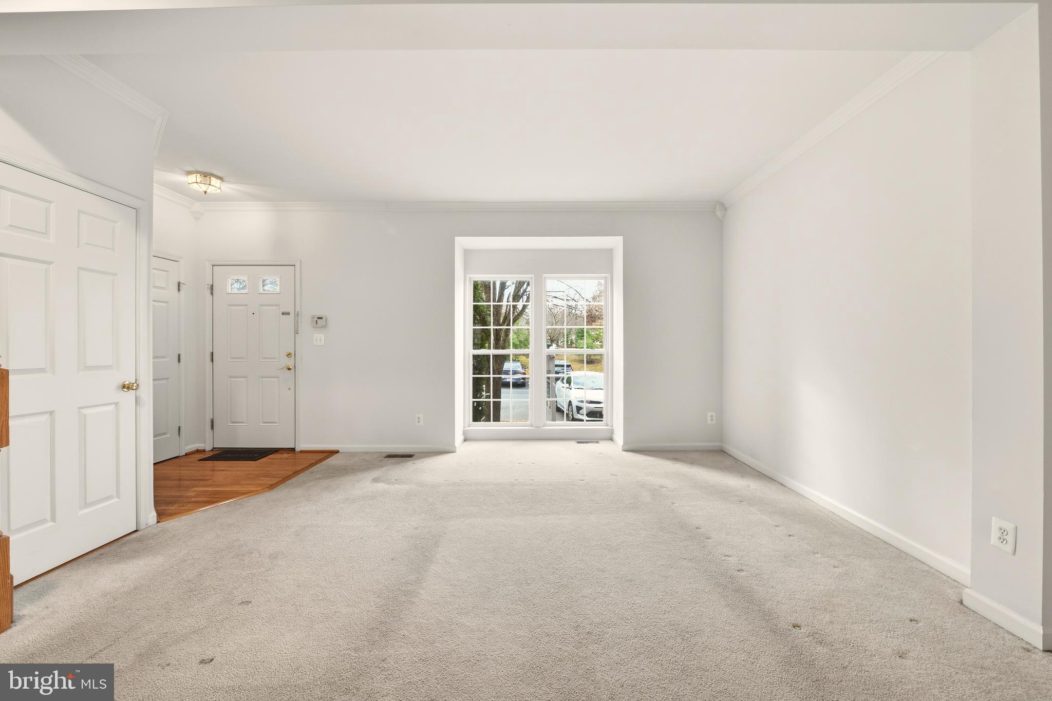 SOMERSET - Residential