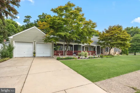 MLS: PABU2090954