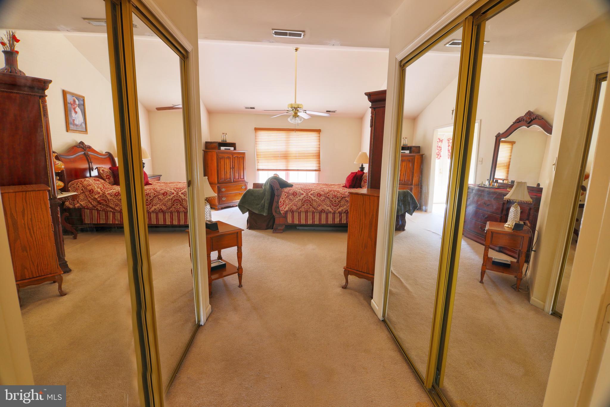 COUNTRYSIDE - Residential