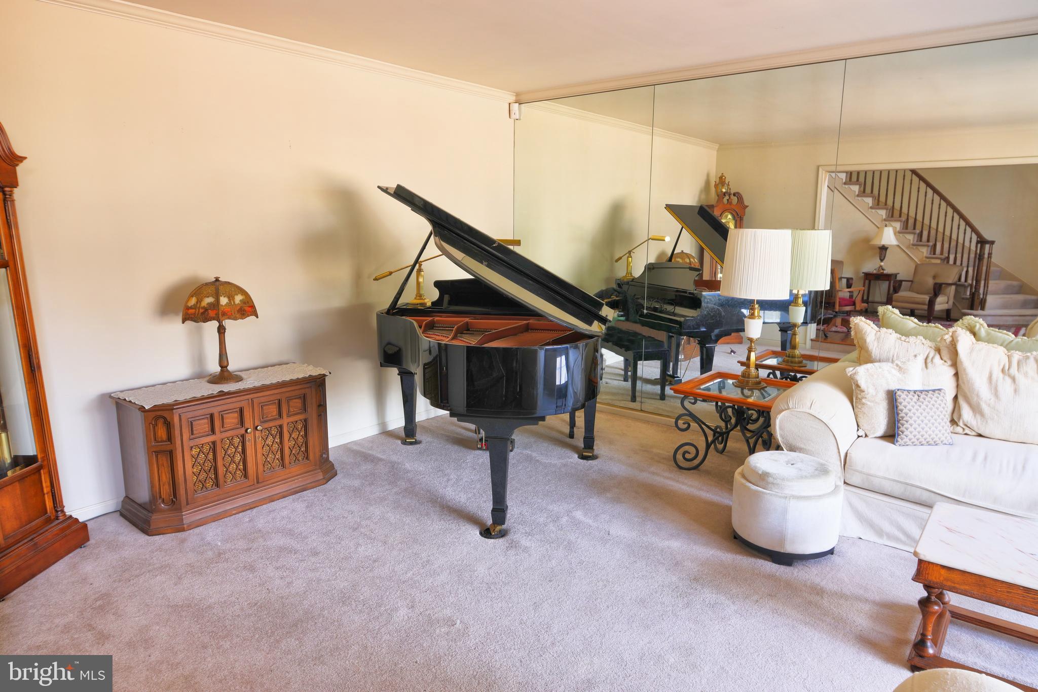 COUNTRYSIDE - Residential