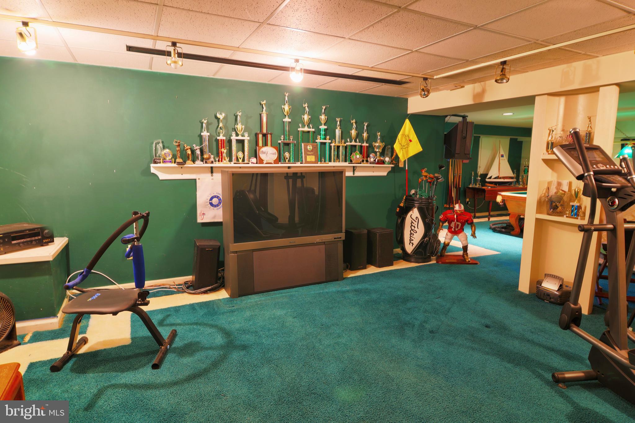 COUNTRYSIDE - Residential