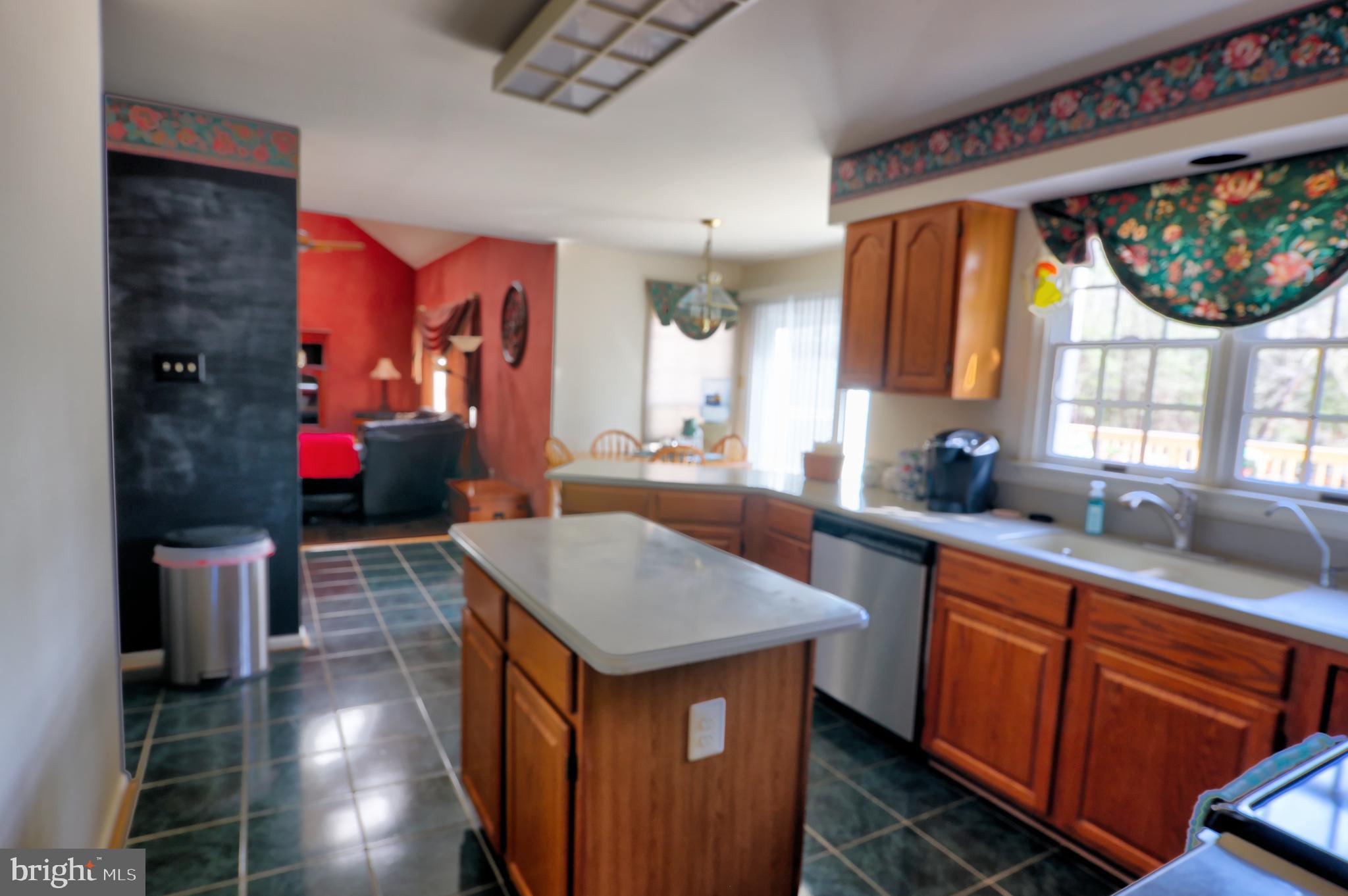 COUNTRYSIDE - Residential