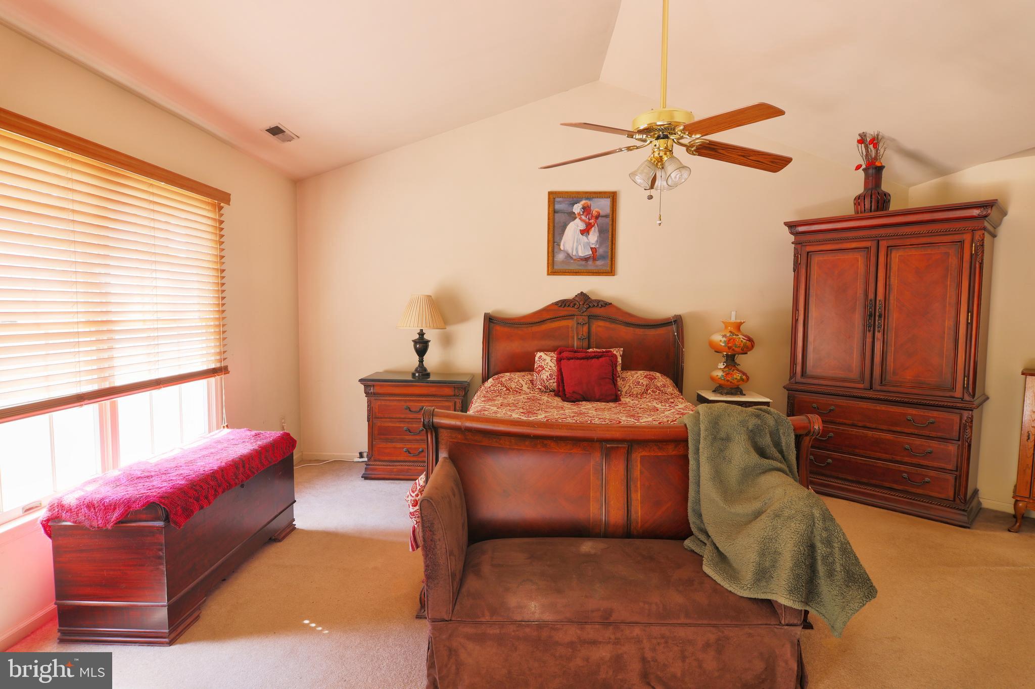 COUNTRYSIDE - Residential