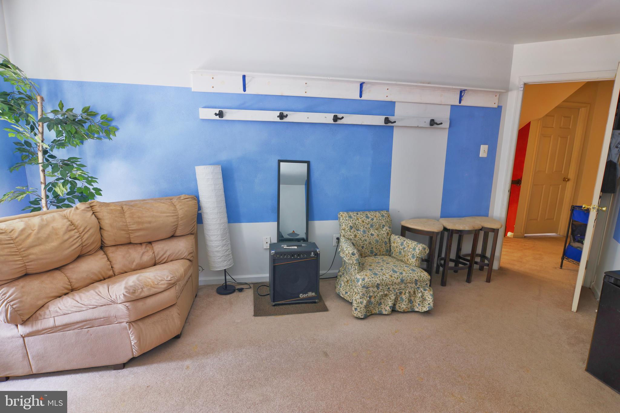 COUNTRYSIDE - Residential