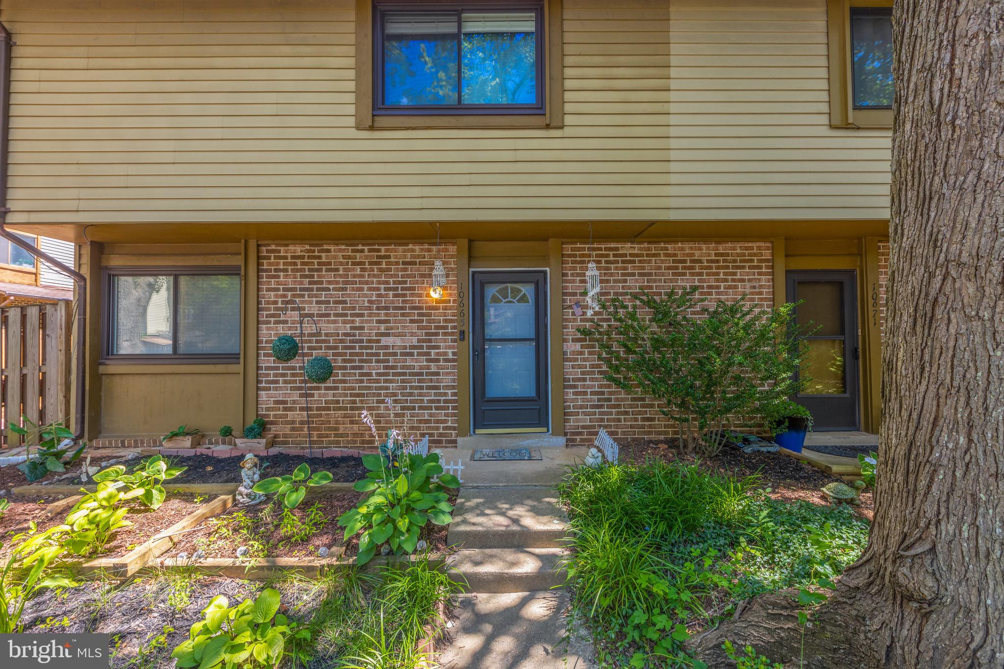 BURKE CENTRE CONSERVANCY - Residential Lease