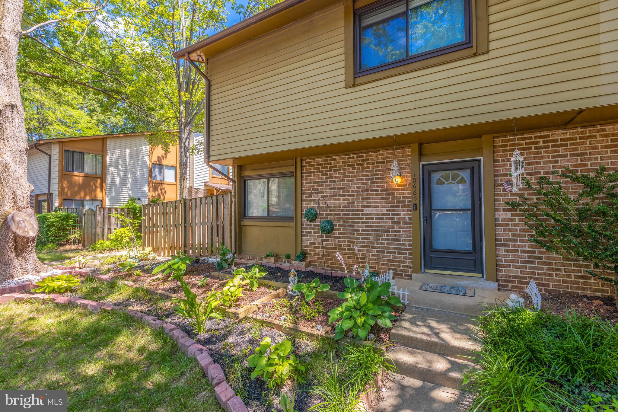 BURKE CENTRE CONSERVANCY - Residential Lease