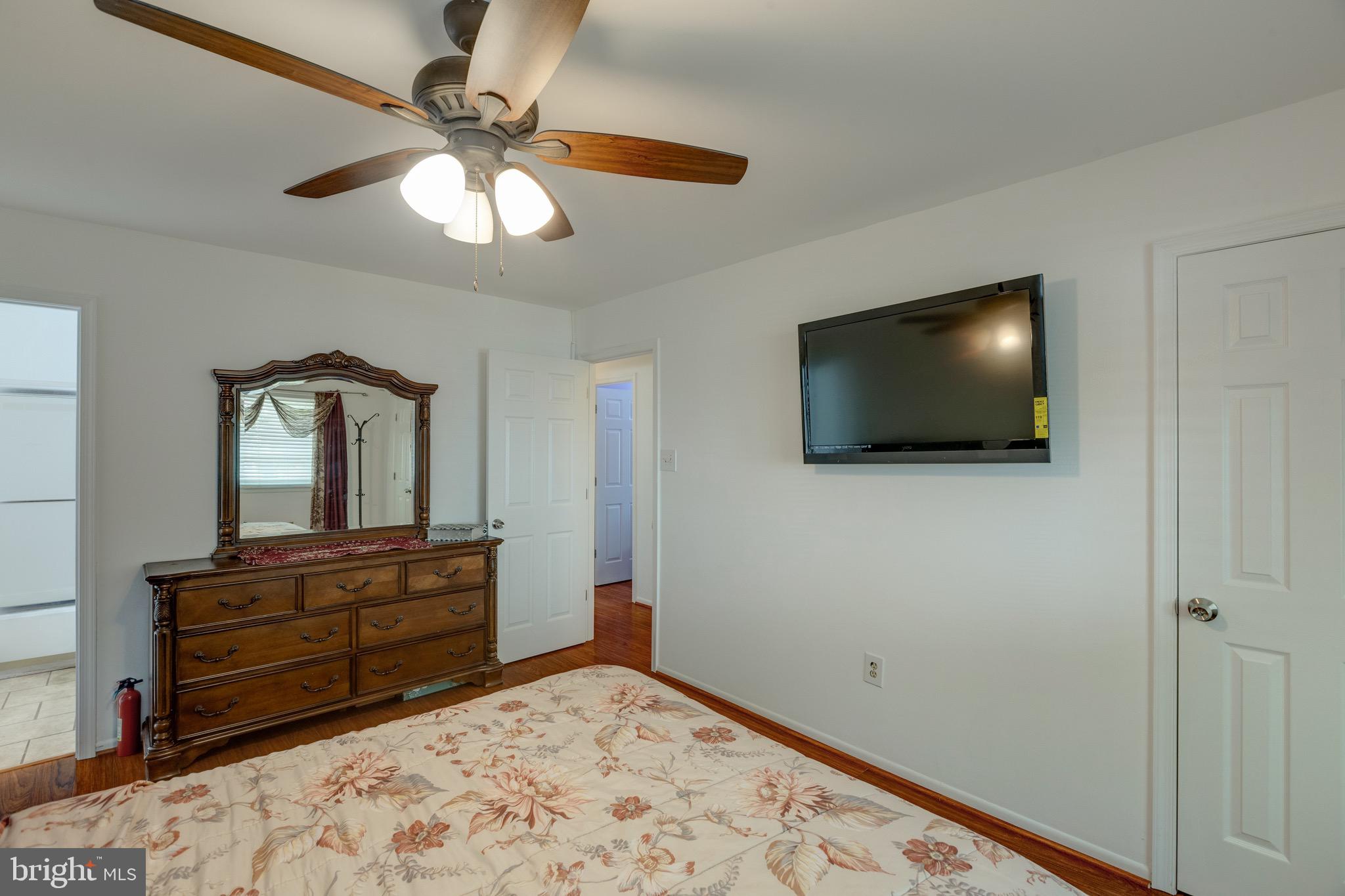 BURKE CENTRE CONSERVANCY - Residential Lease