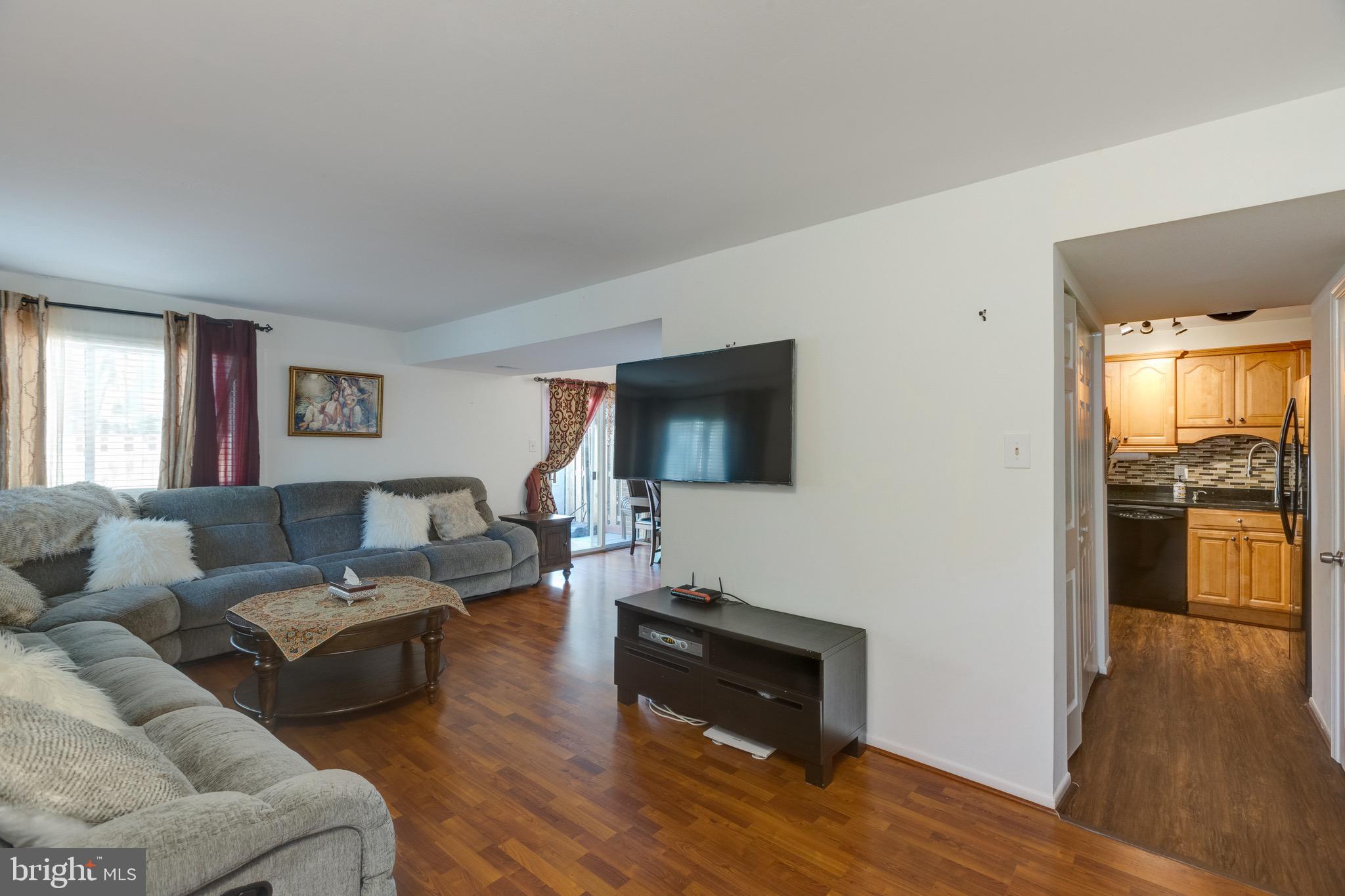 BURKE CENTRE CONSERVANCY - Residential Lease