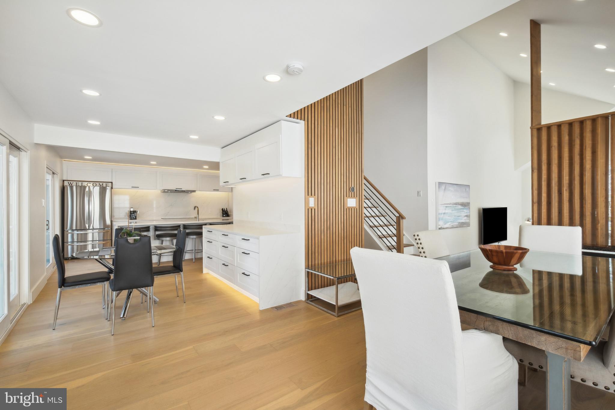 LONGMEAD - Residential