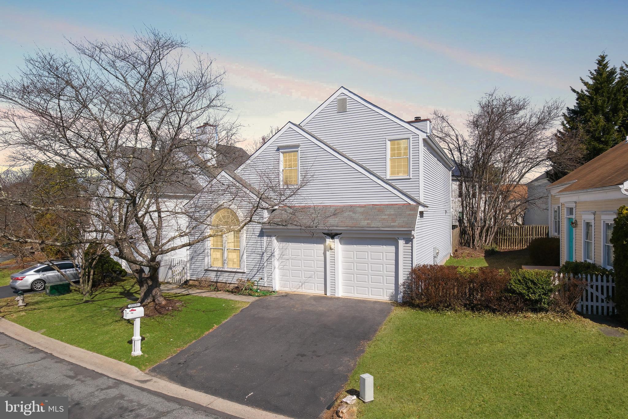 LONGMEAD - Residential