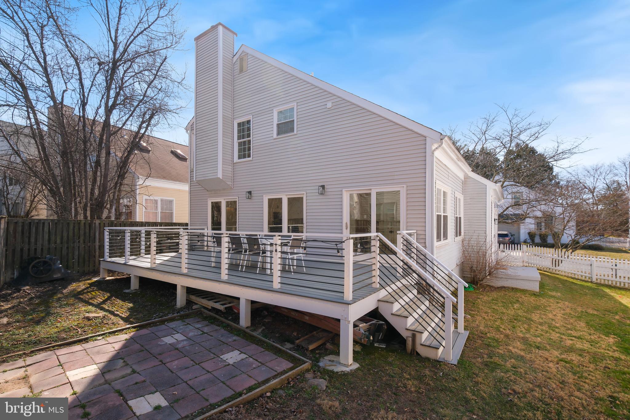 LONGMEAD - Residential