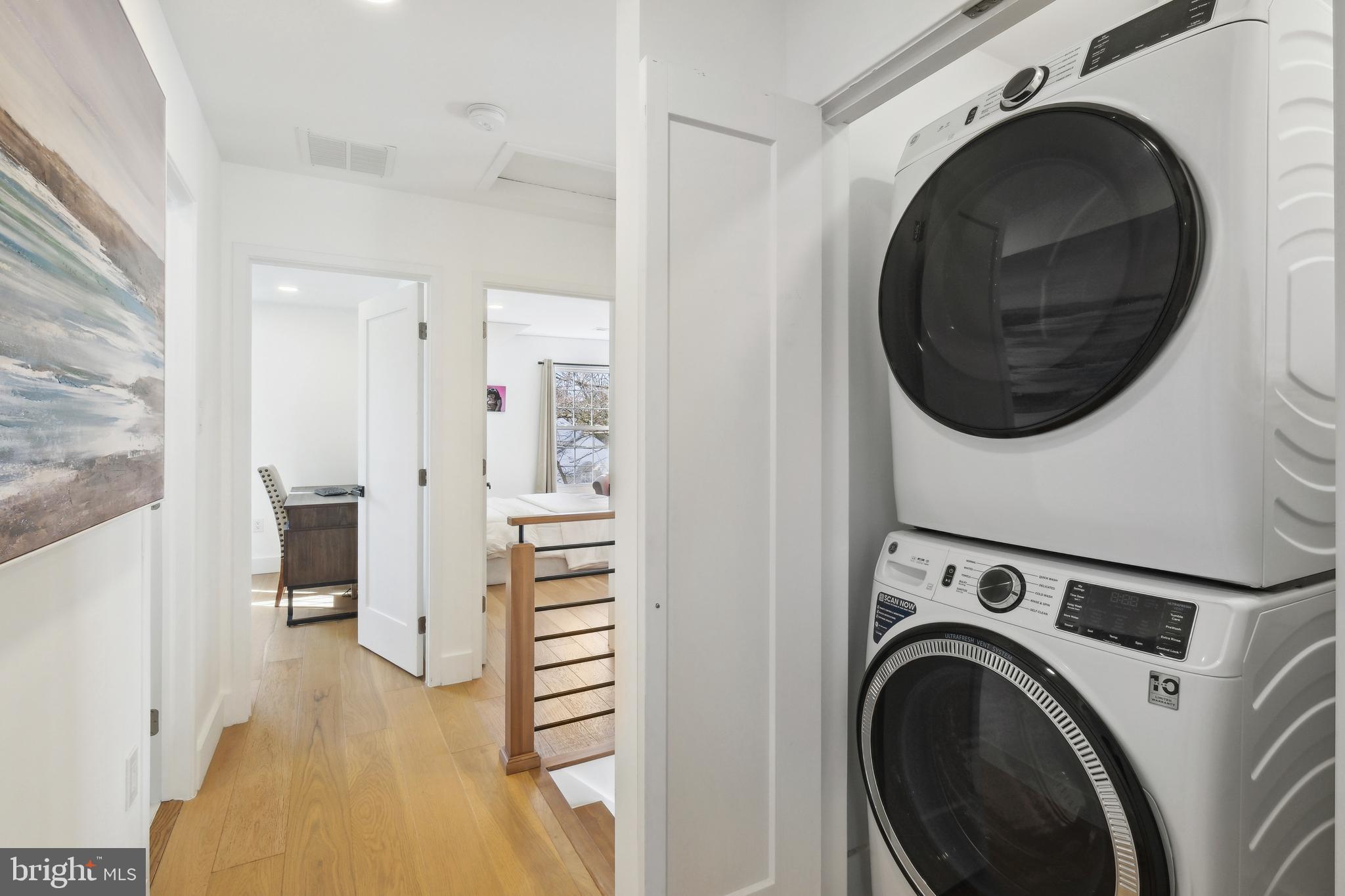 LONGMEAD - Residential