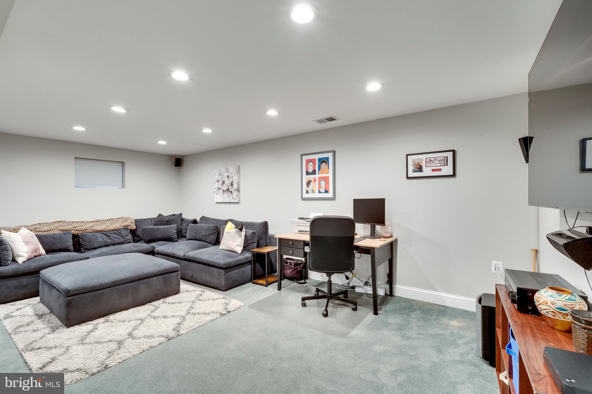 DEEPWOOD - Residential