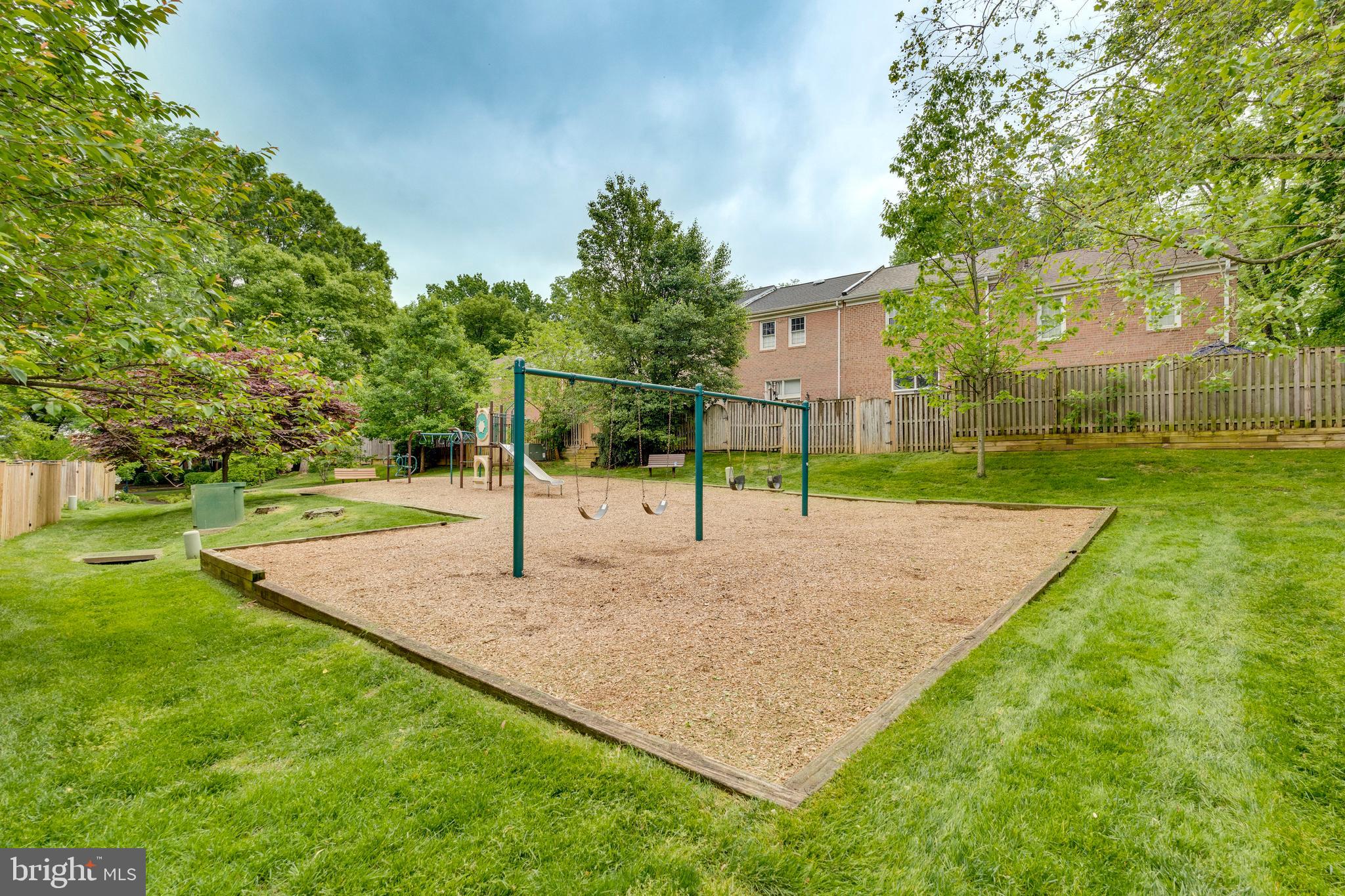 DEEPWOOD - Residential