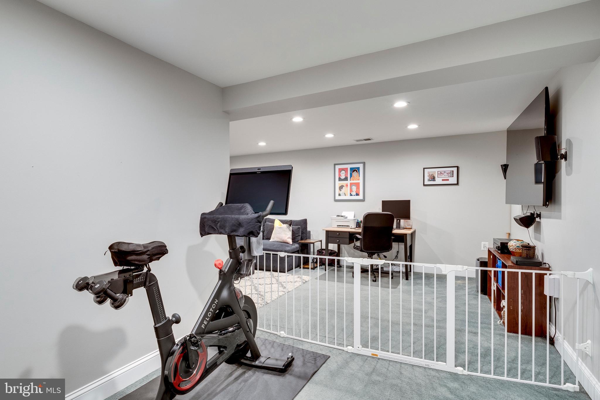 DEEPWOOD - Residential