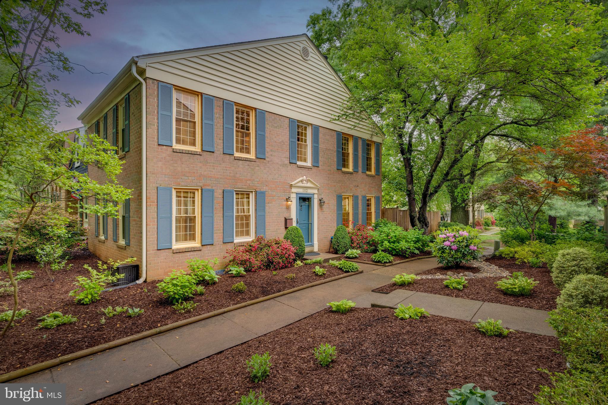 DEEPWOOD - Residential