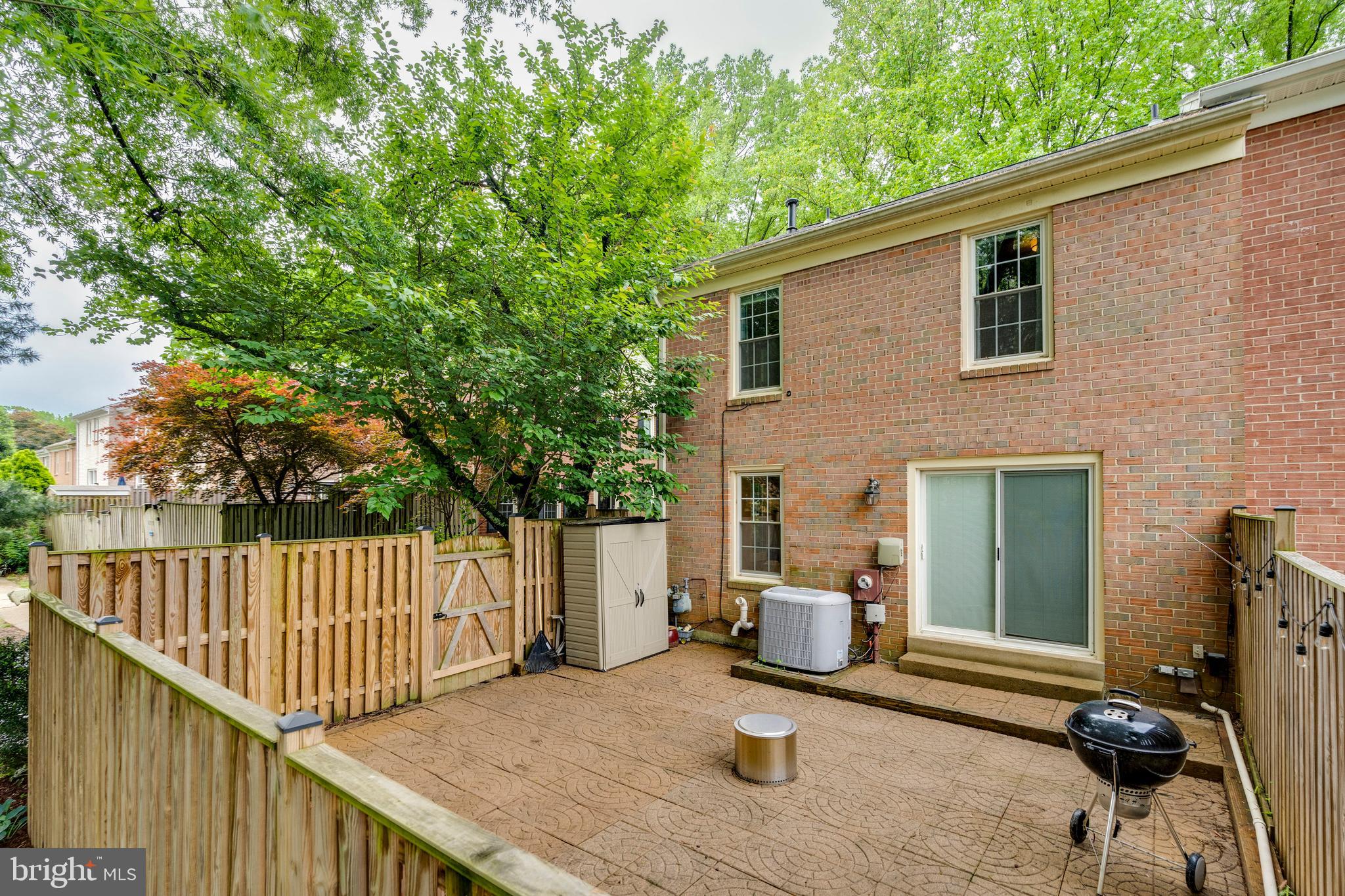 DEEPWOOD - Residential