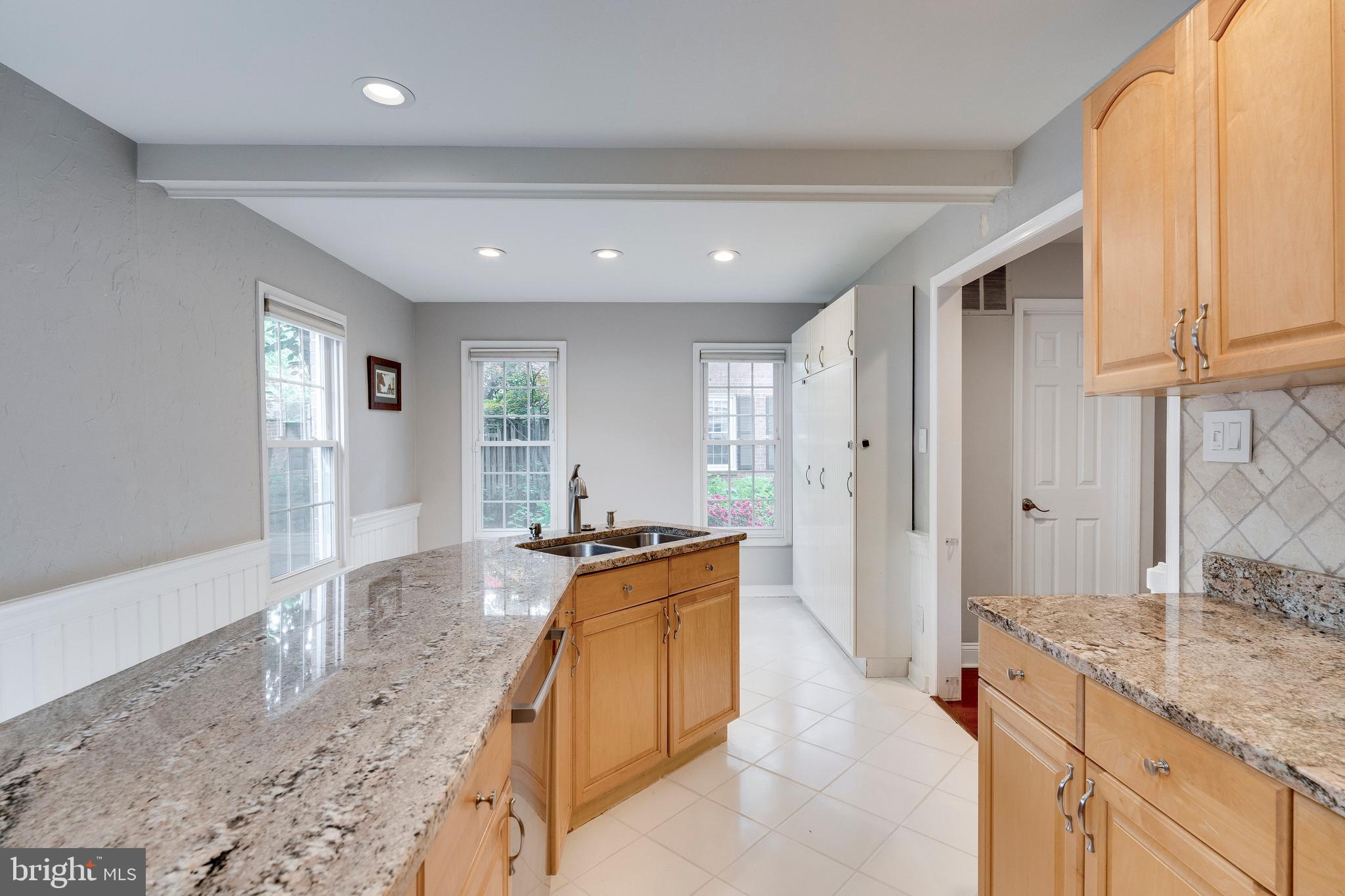 DEEPWOOD - Residential