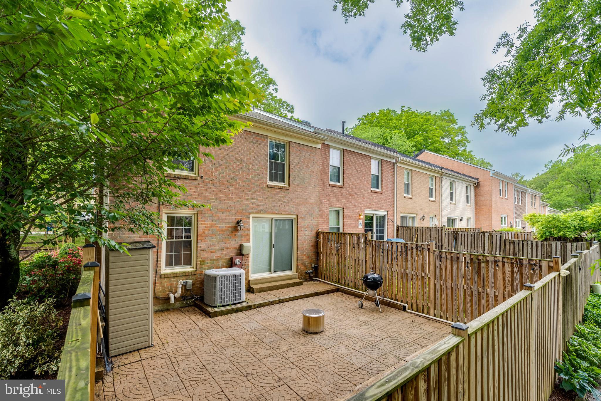 DEEPWOOD - Residential