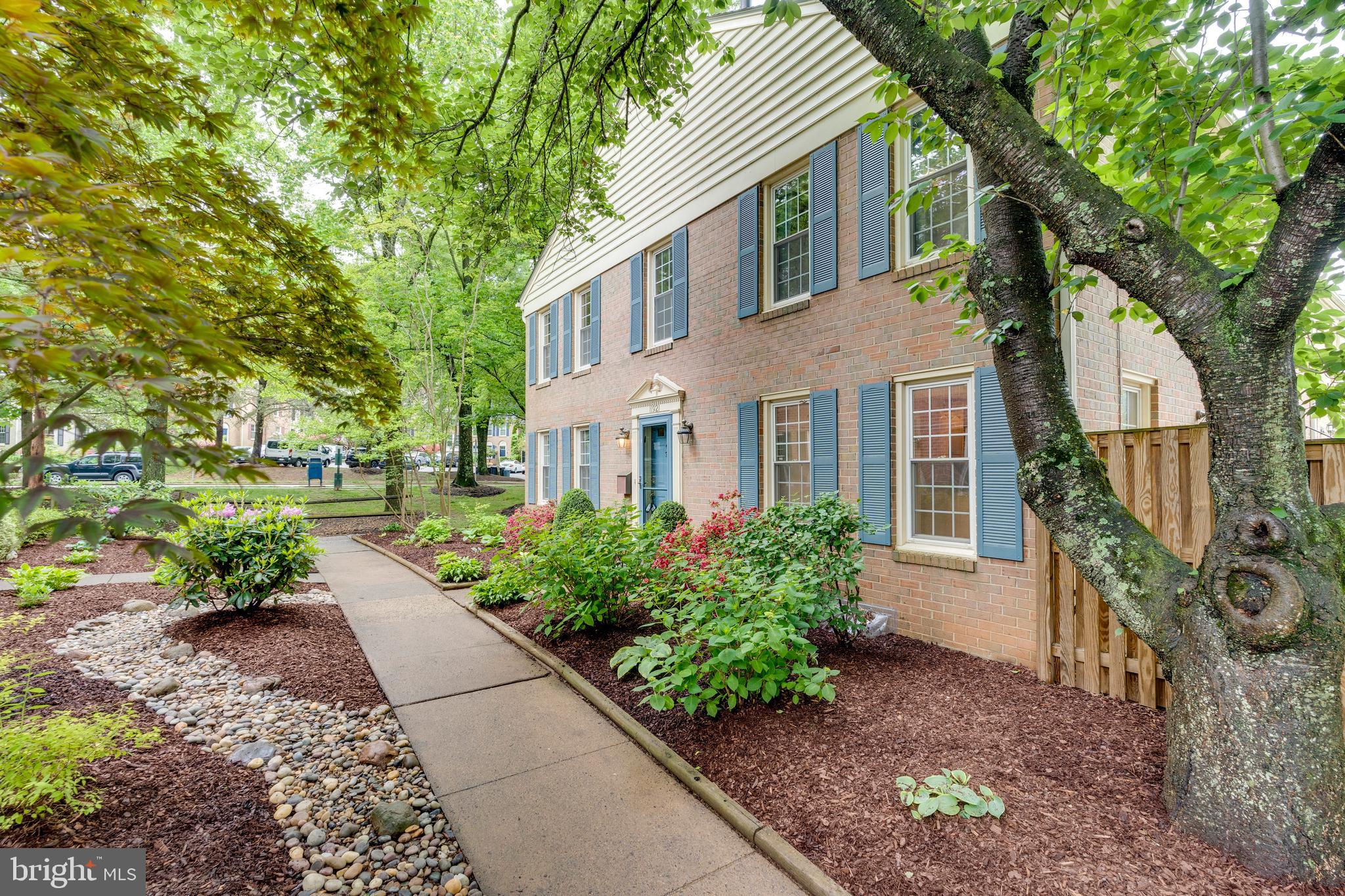 DEEPWOOD - Residential