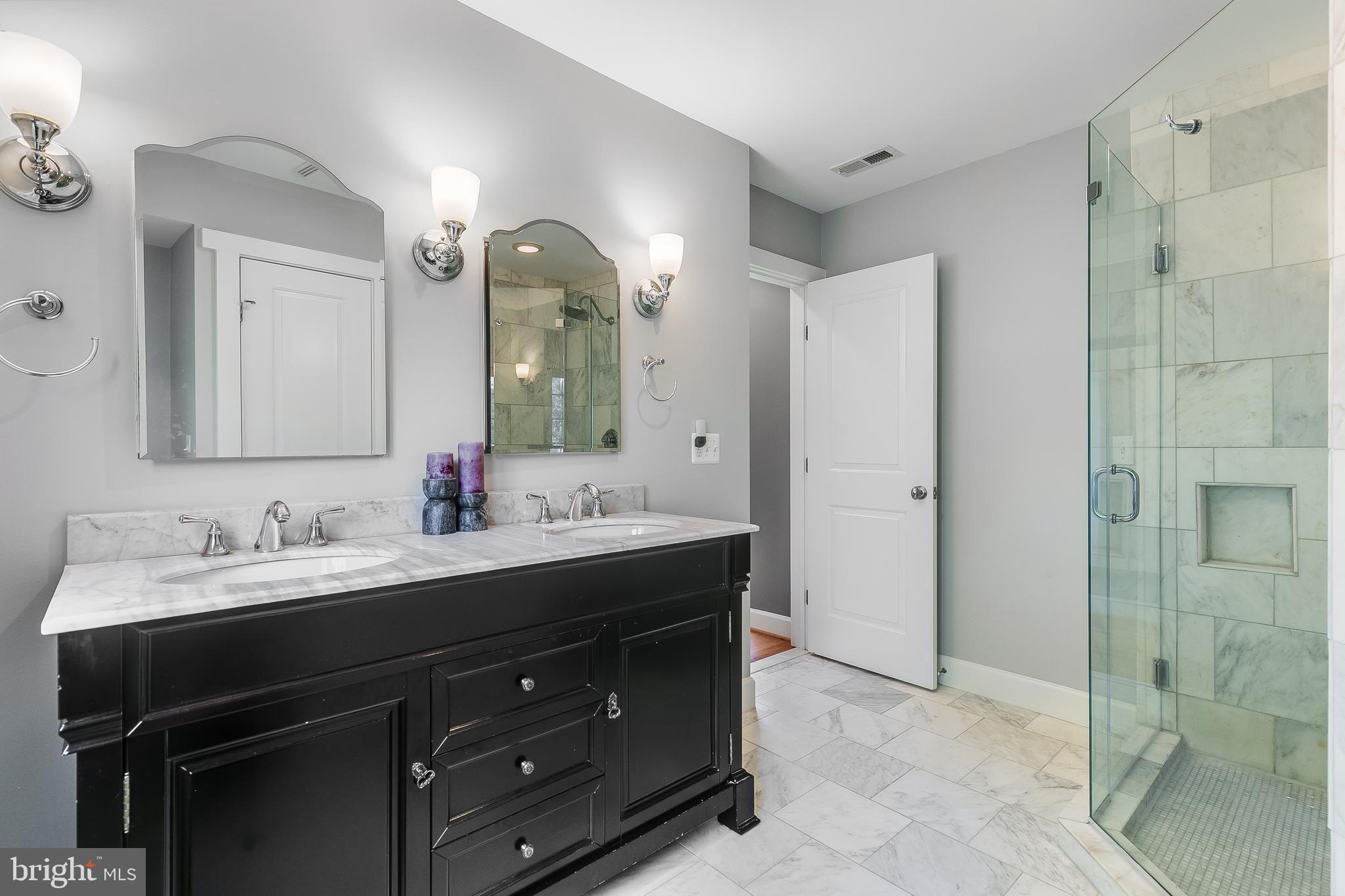 LEEWAY HEIGHTS - Residential