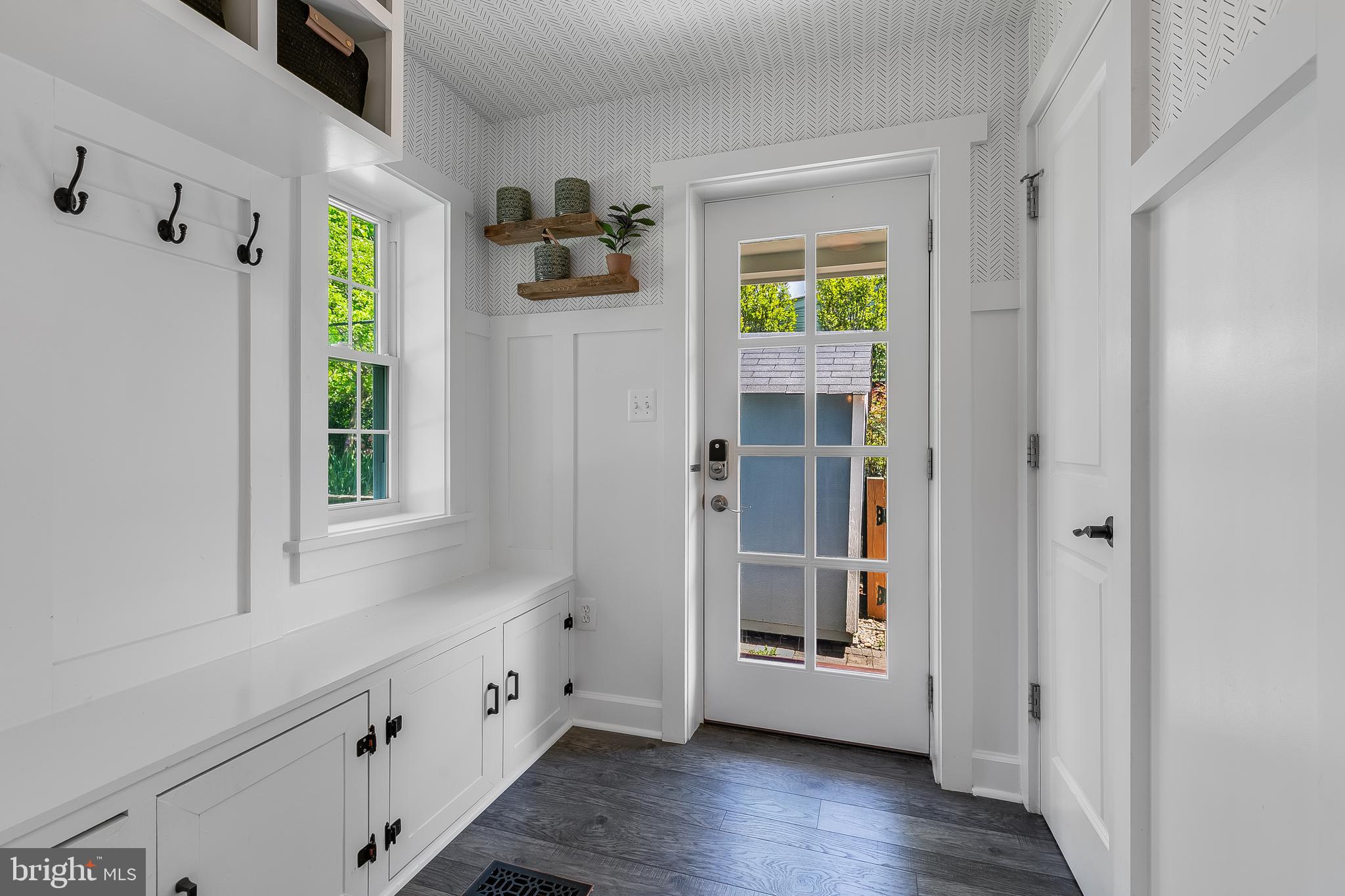 LEEWAY HEIGHTS - Residential