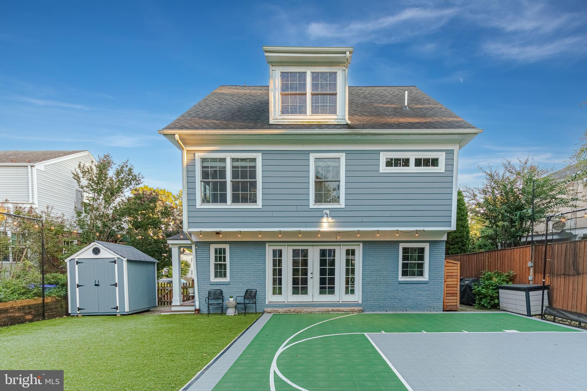 LEEWAY HEIGHTS - Residential