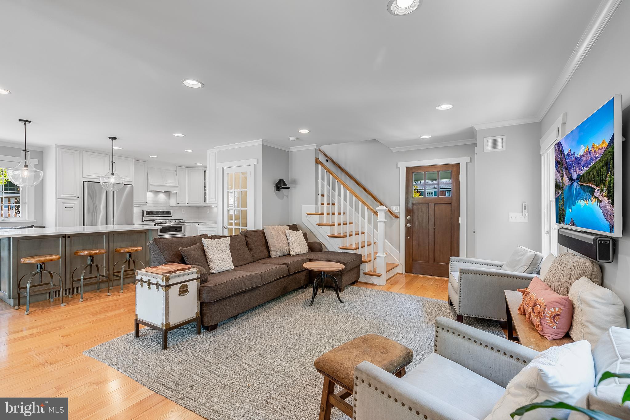 LEEWAY HEIGHTS - Residential