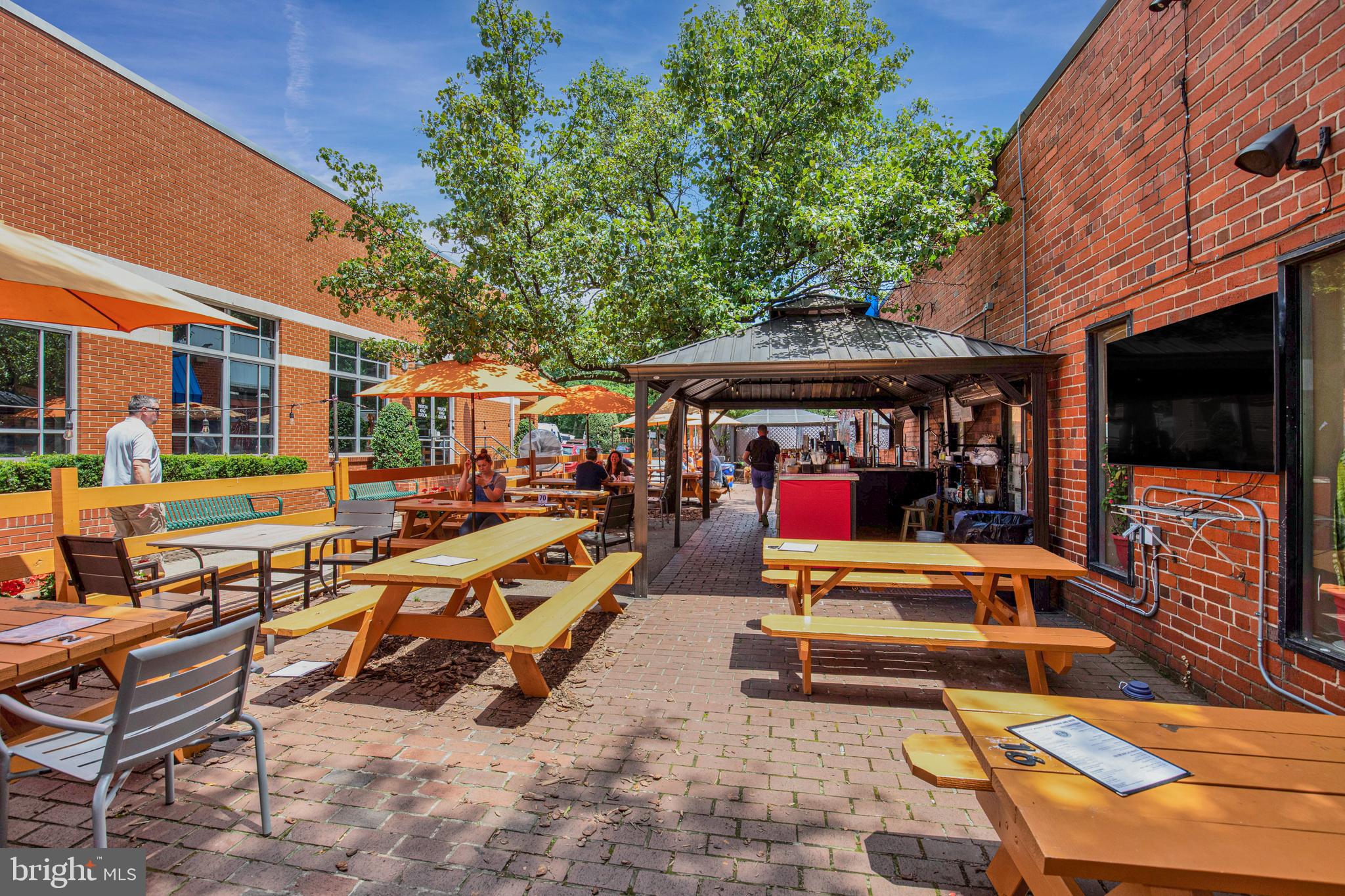 LEEWAY HEIGHTS - Residential