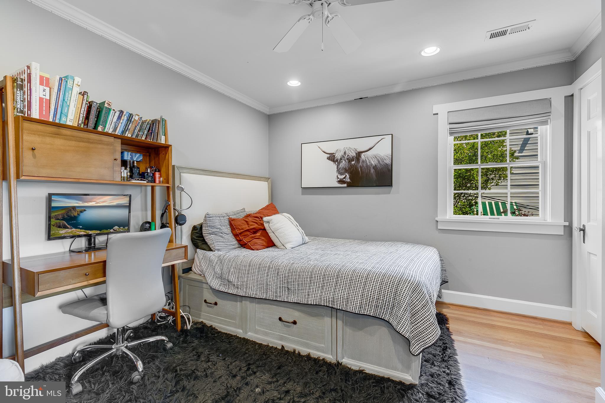 LEEWAY HEIGHTS - Residential