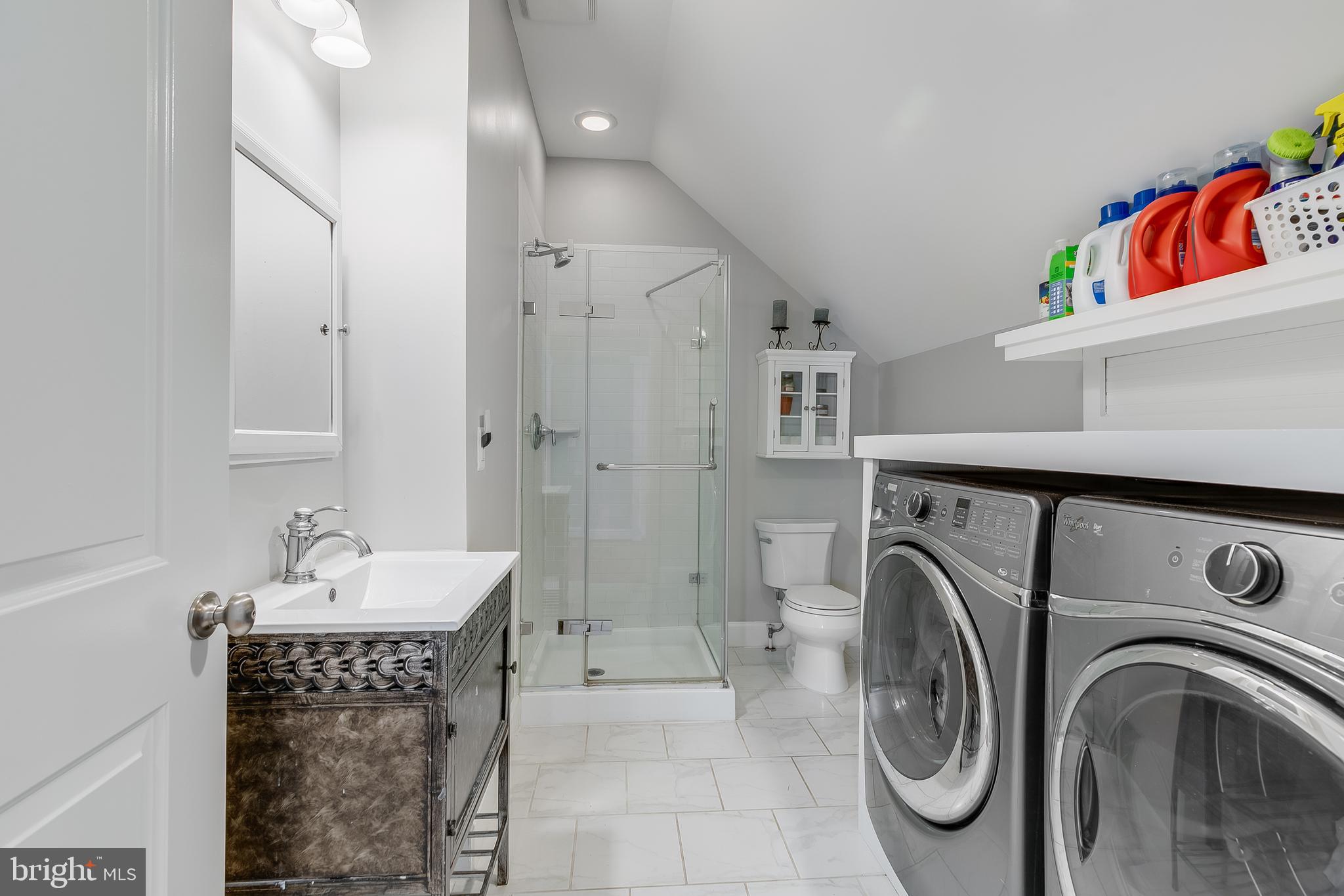 LEEWAY HEIGHTS - Residential