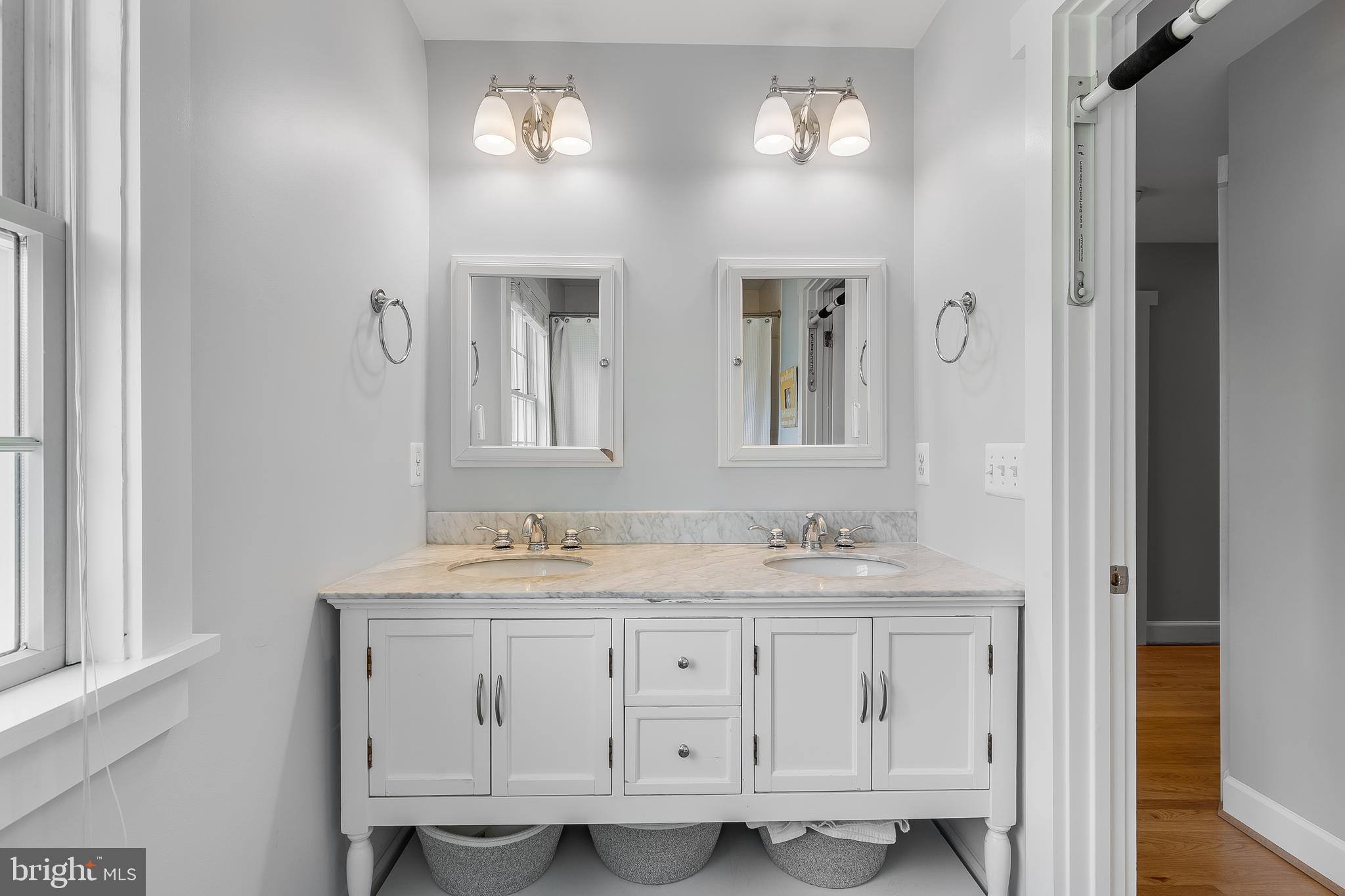 LEEWAY HEIGHTS - Residential