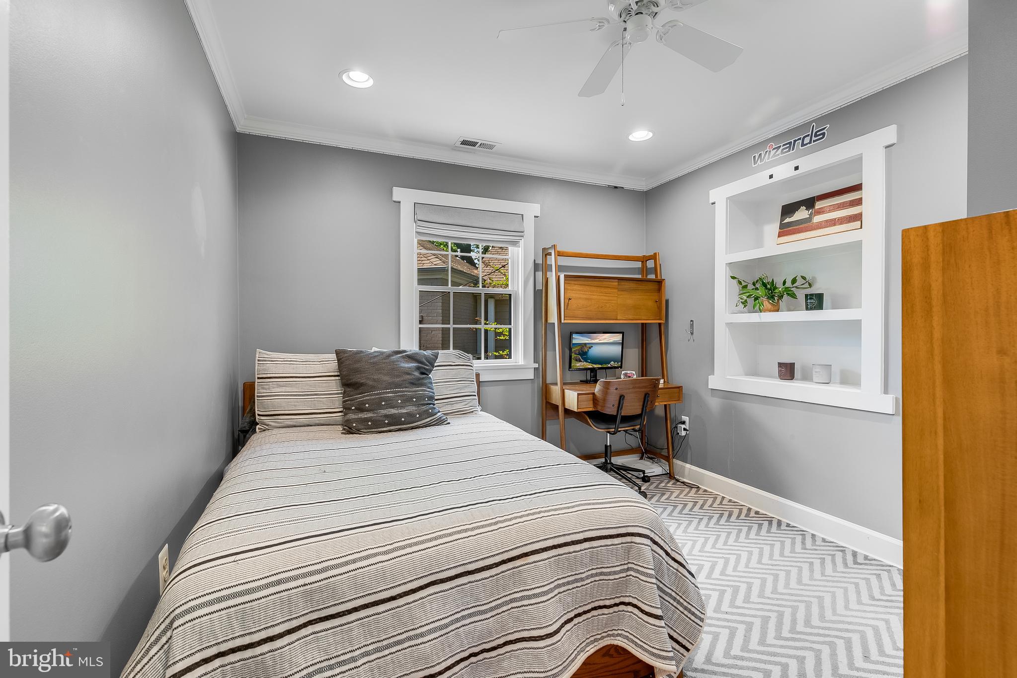 LEEWAY HEIGHTS - Residential