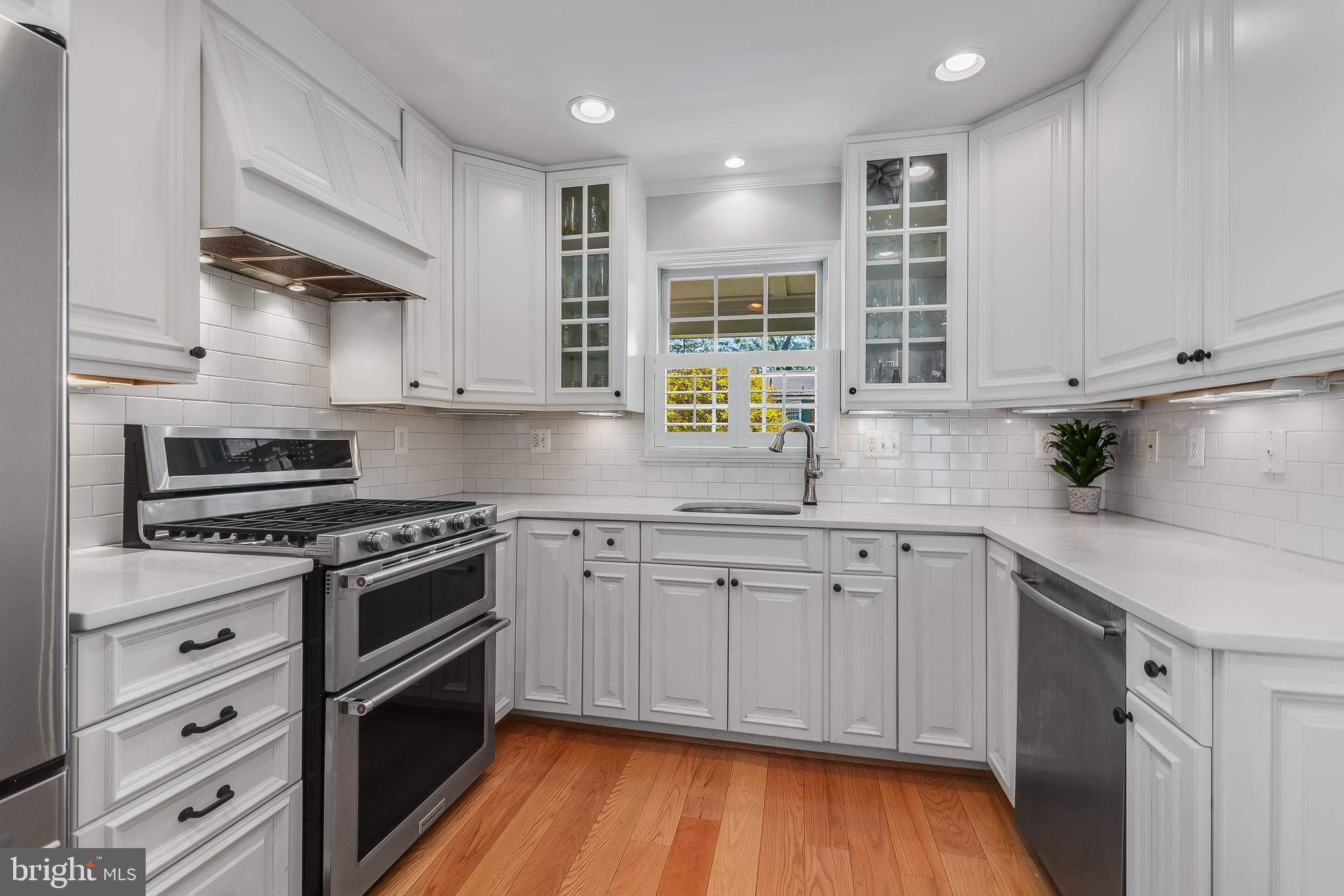 LEEWAY HEIGHTS - Residential