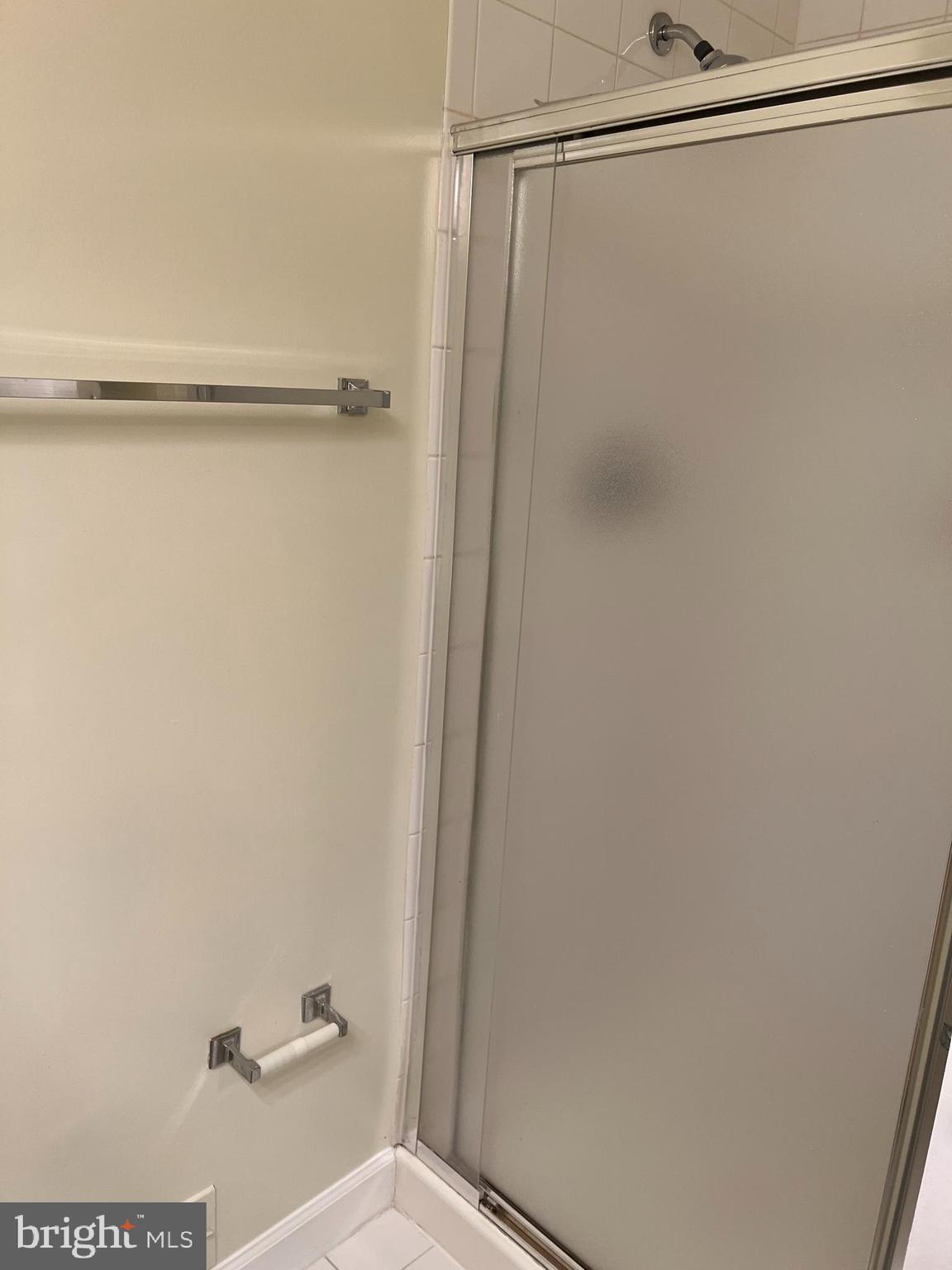 MONTGOMERY CHASE CODM - Residential Lease