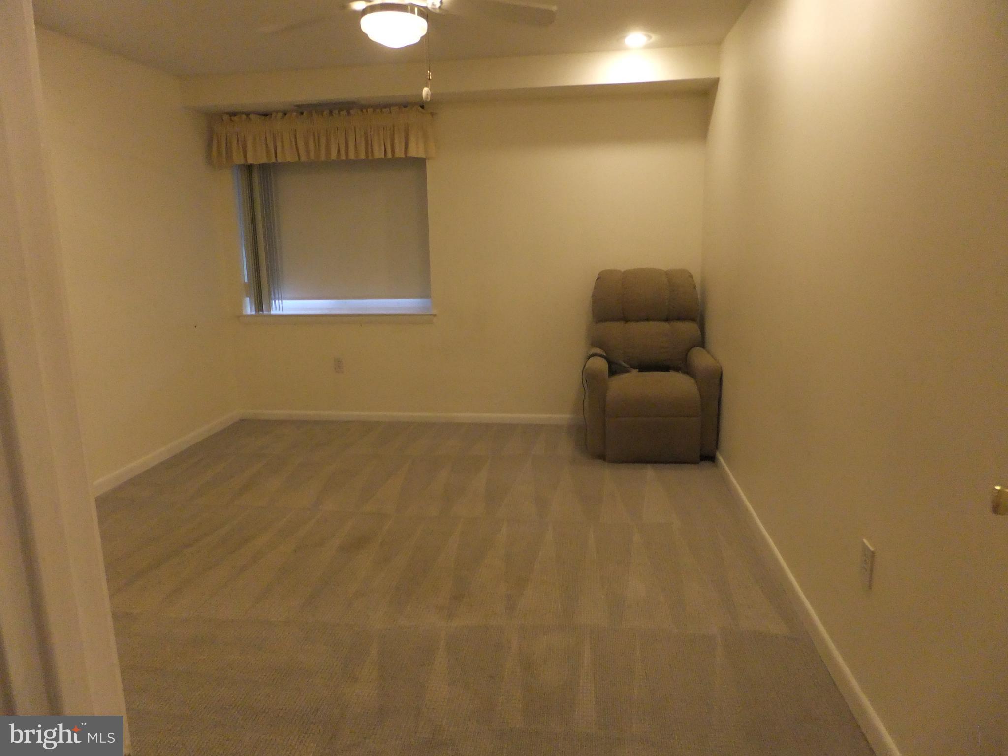 OAK HILL - Residential