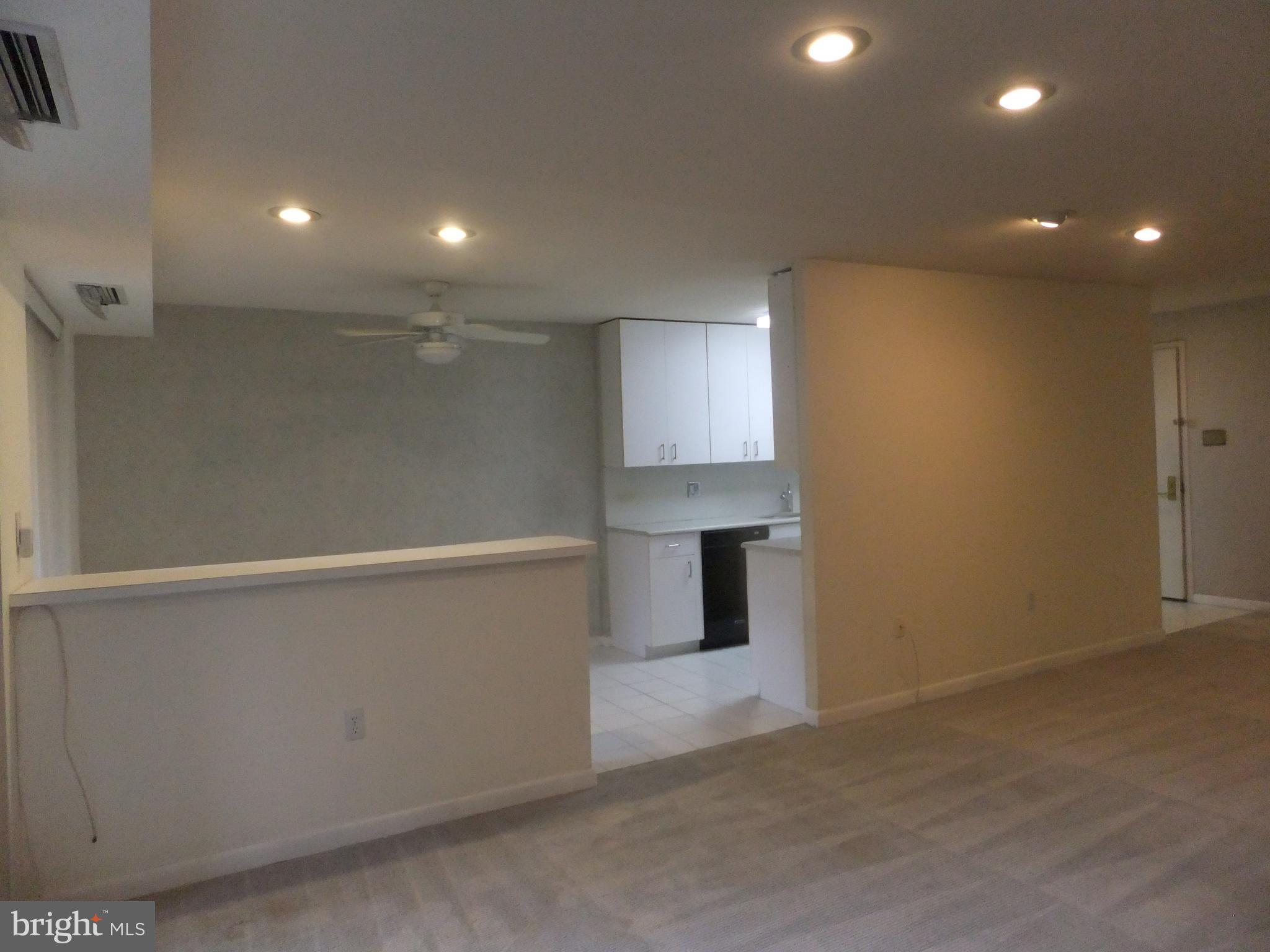 OAK HILL - Residential