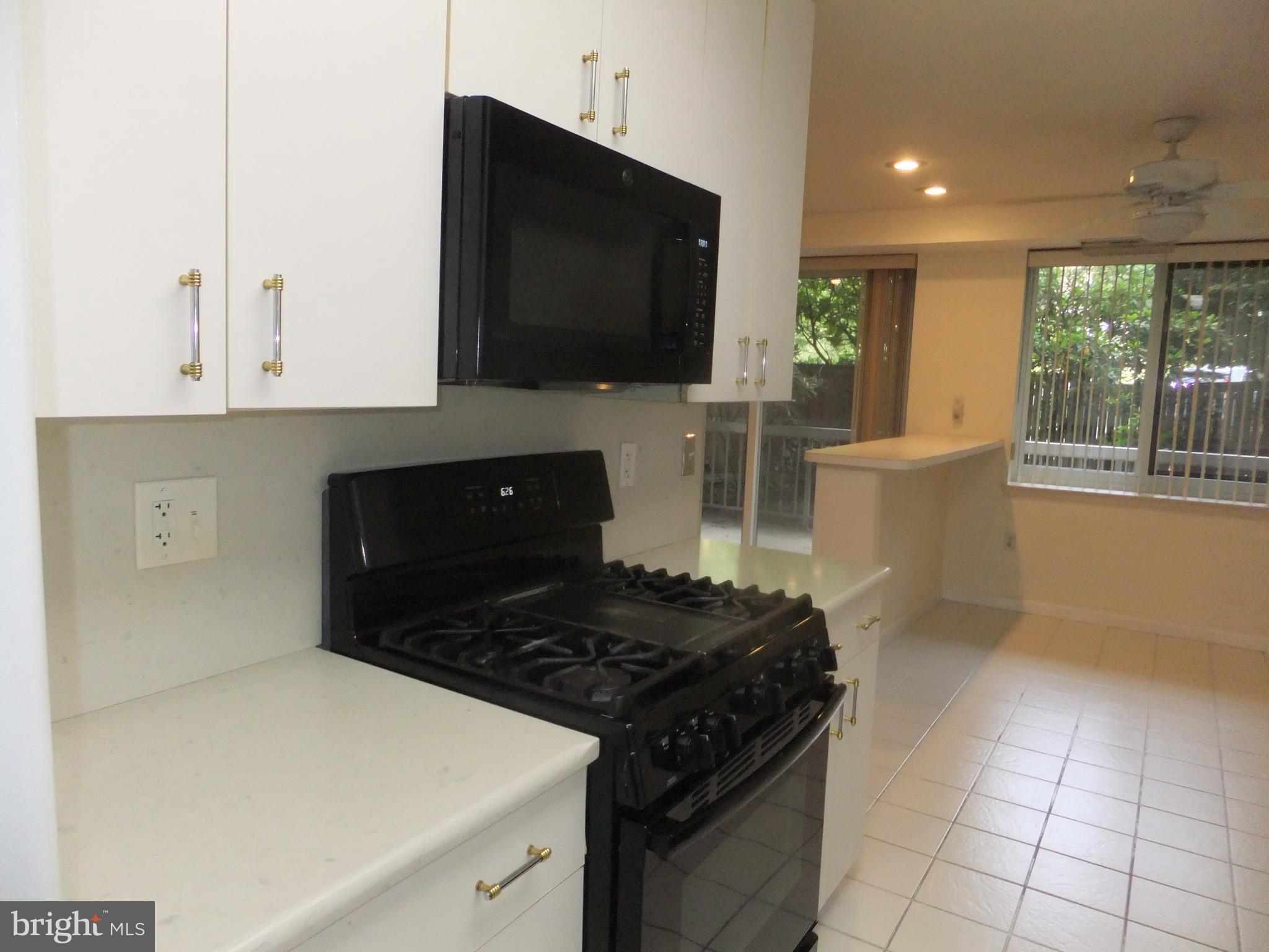 OAK HILL - Residential