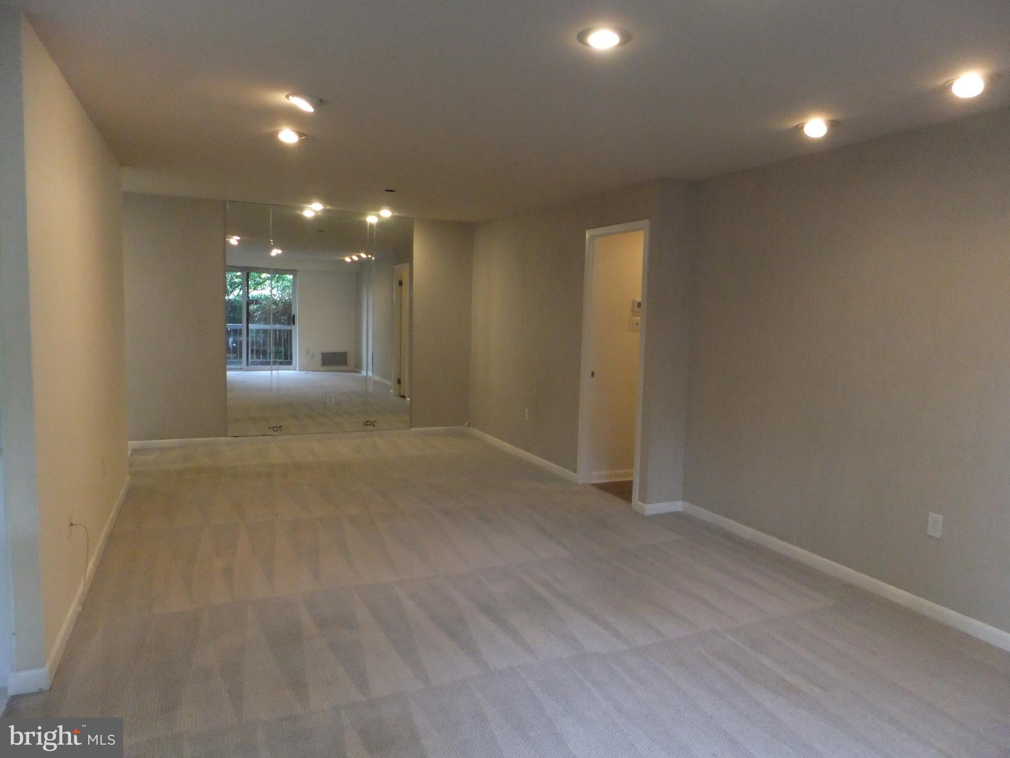 OAK HILL - Residential