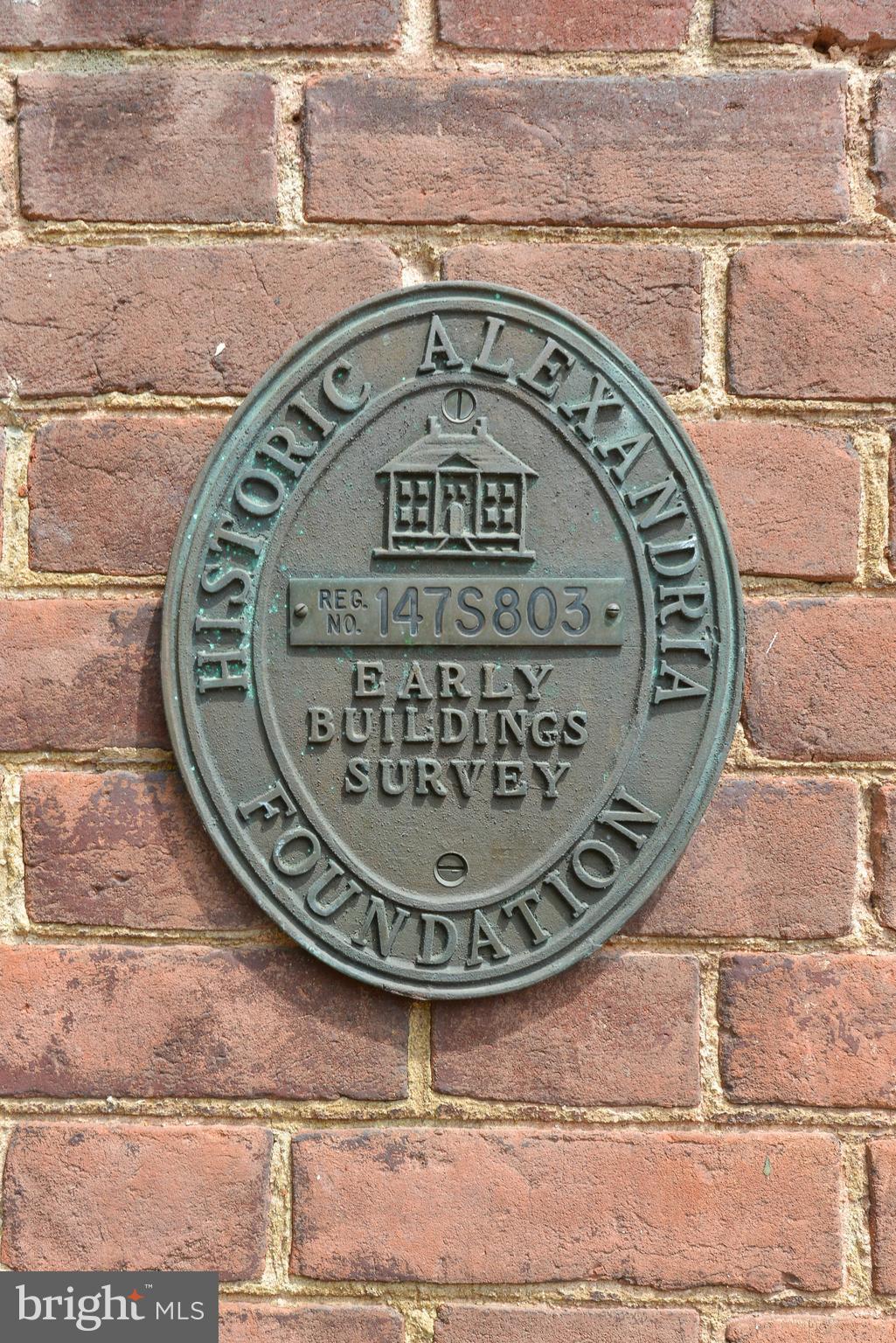 OLD TOWN - Commercial Sale