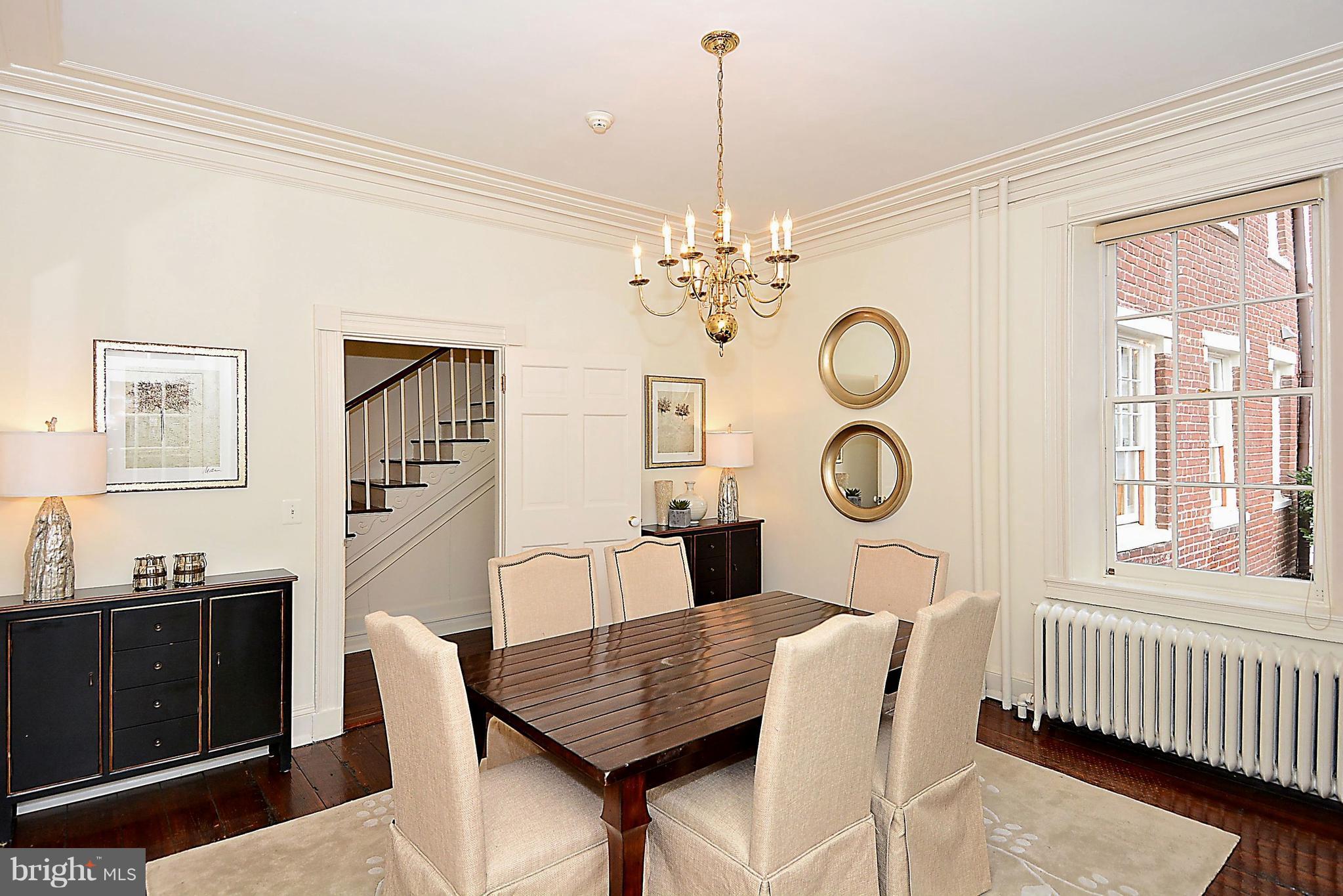 OLD TOWN - Commercial Sale