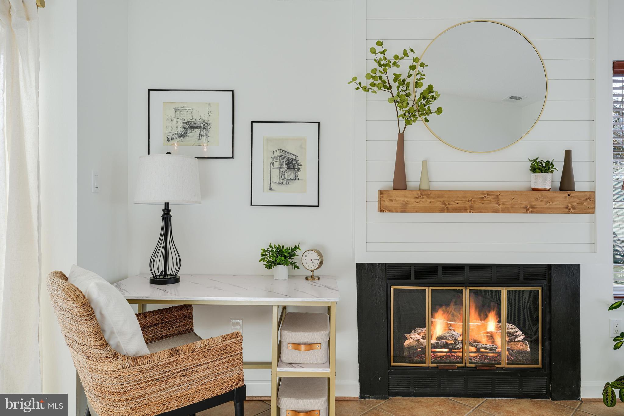 RESTON - Residential