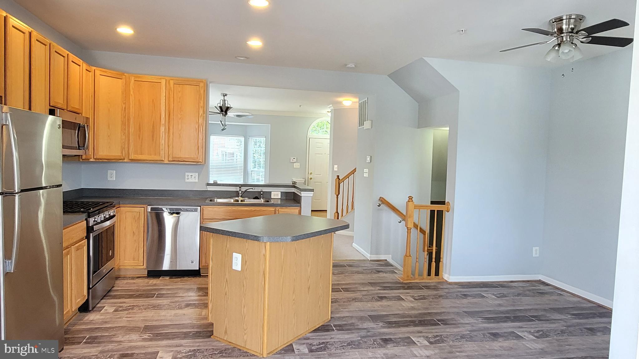 VILLAGES OF URBANA - Residential Lease