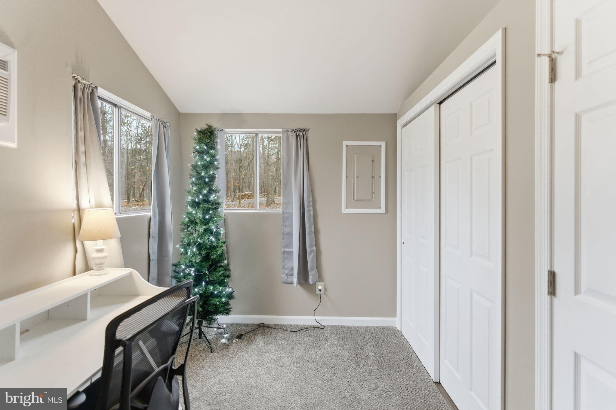 THE WOODS - Residential